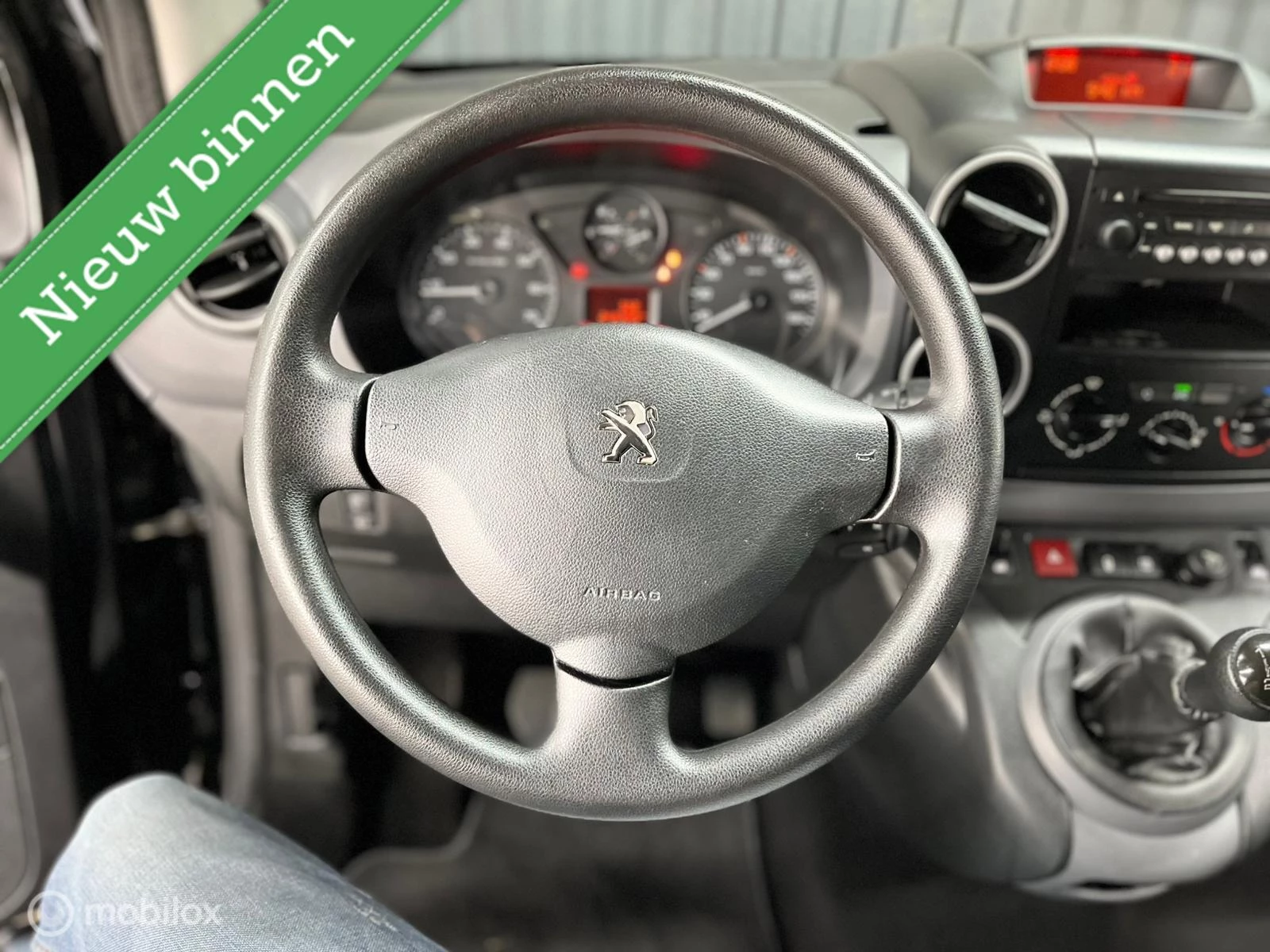 Hoofdafbeelding Peugeot Partner