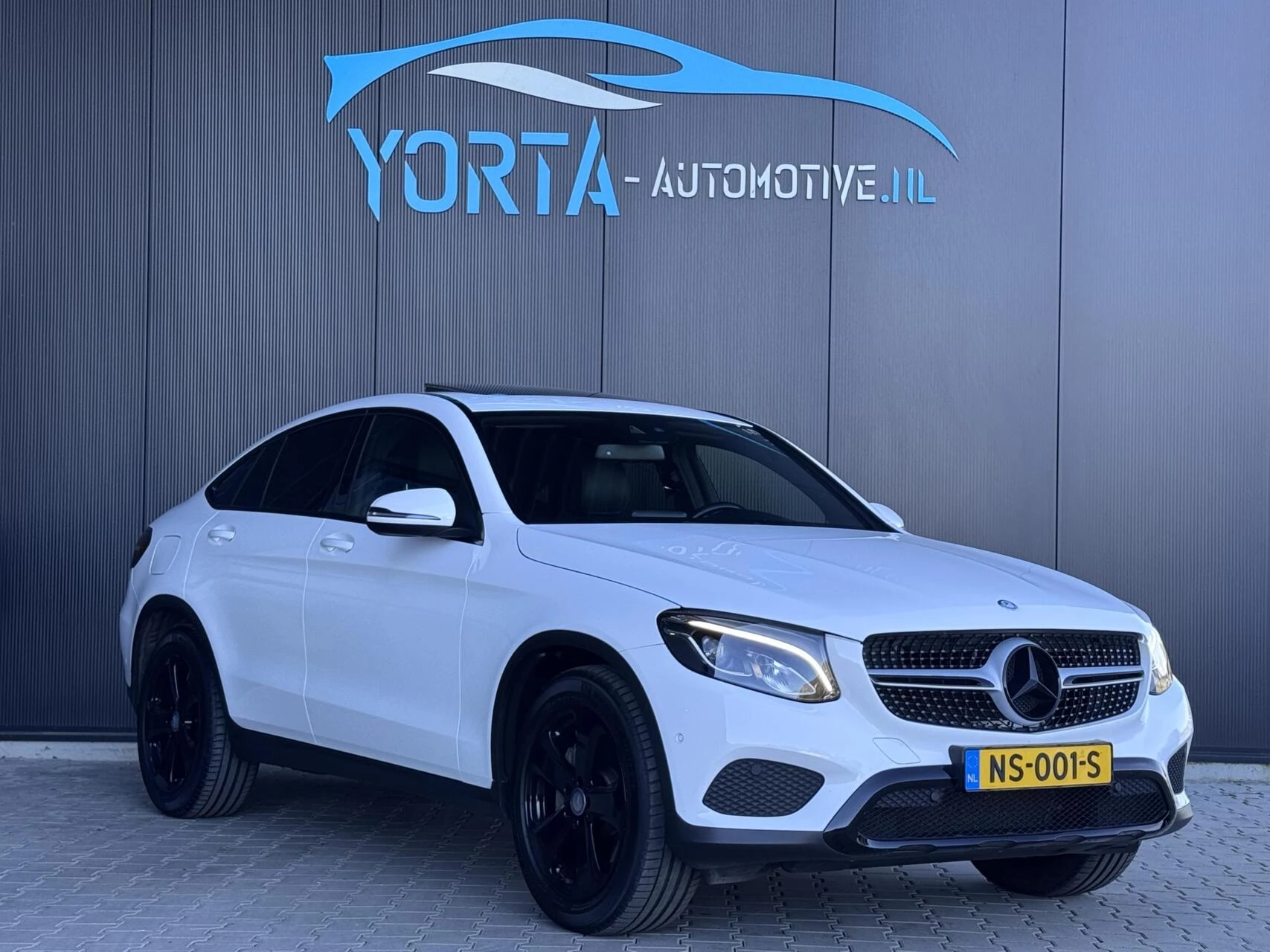 Hoofdafbeelding Mercedes-Benz GLC