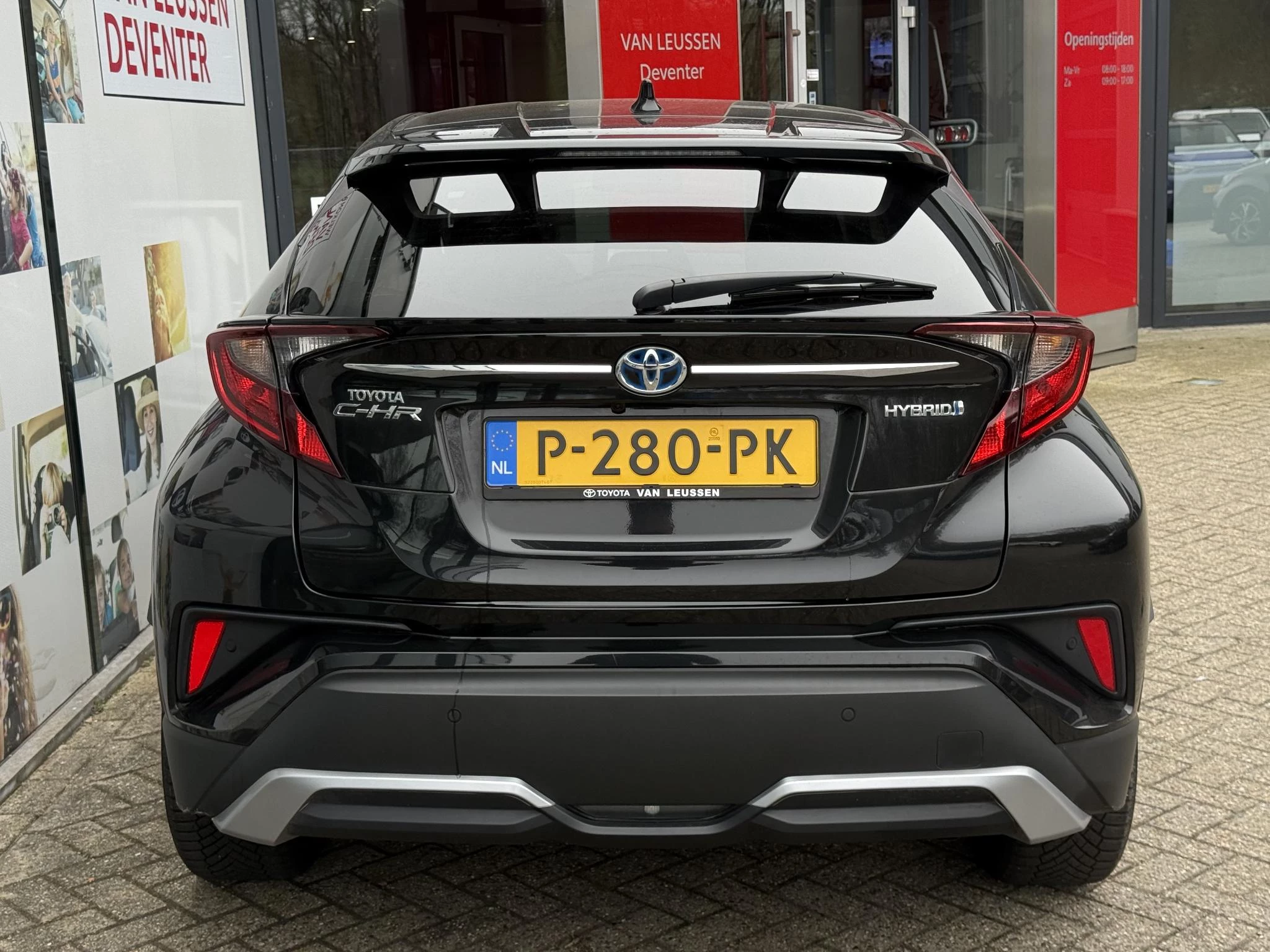 Hoofdafbeelding Toyota C-HR