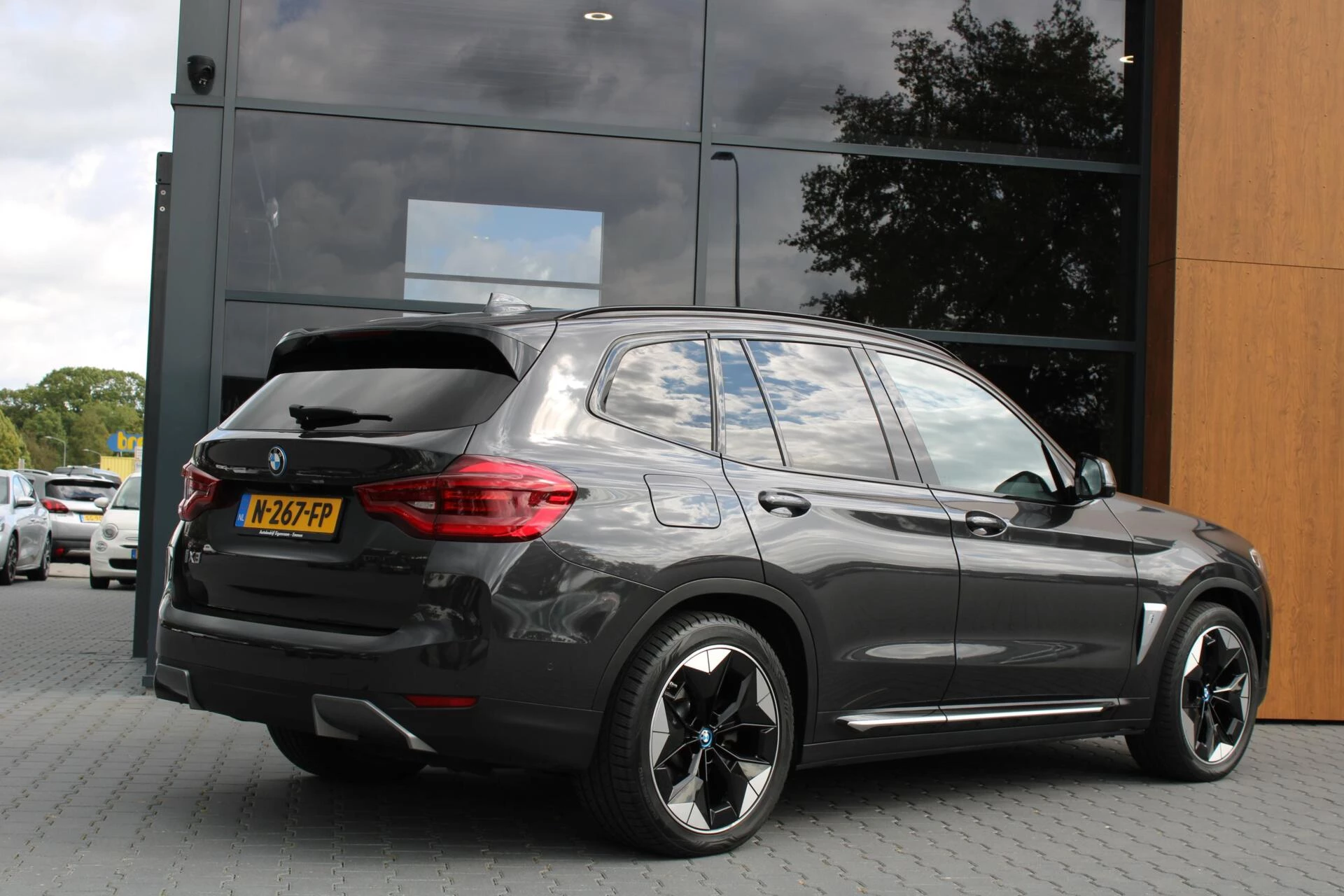 Hoofdafbeelding BMW iX3