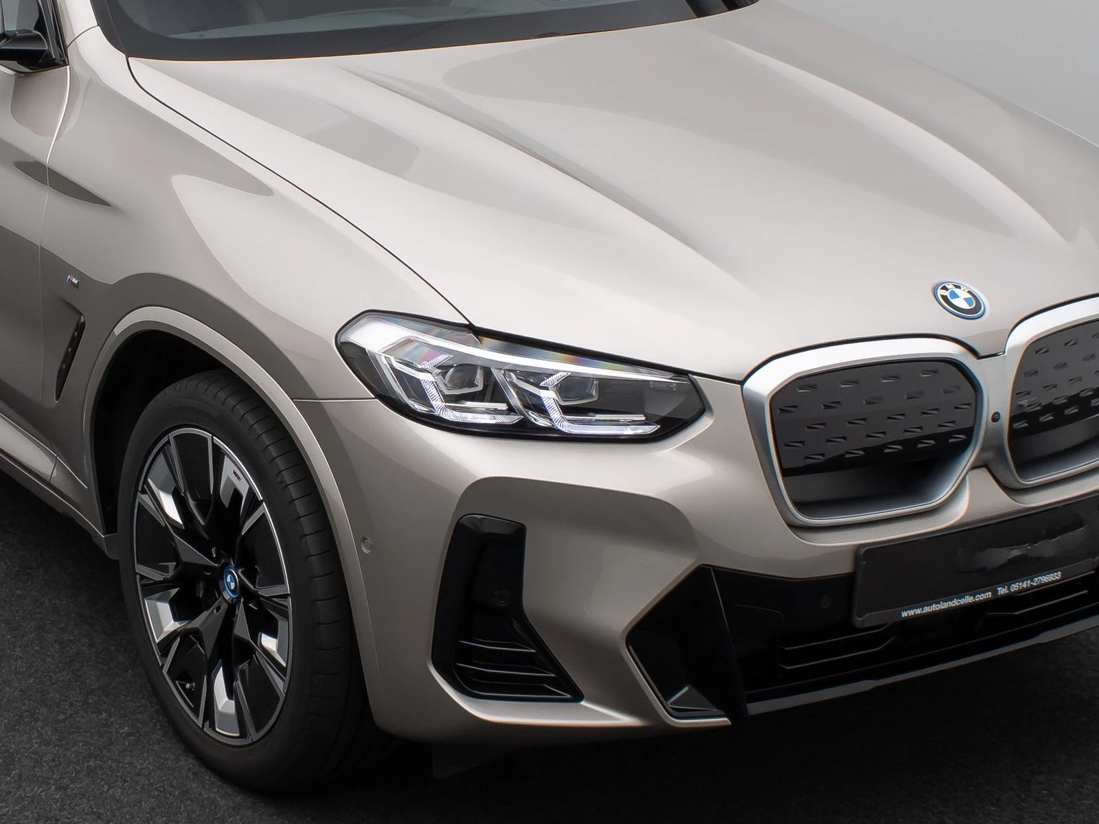 Hoofdafbeelding BMW iX3