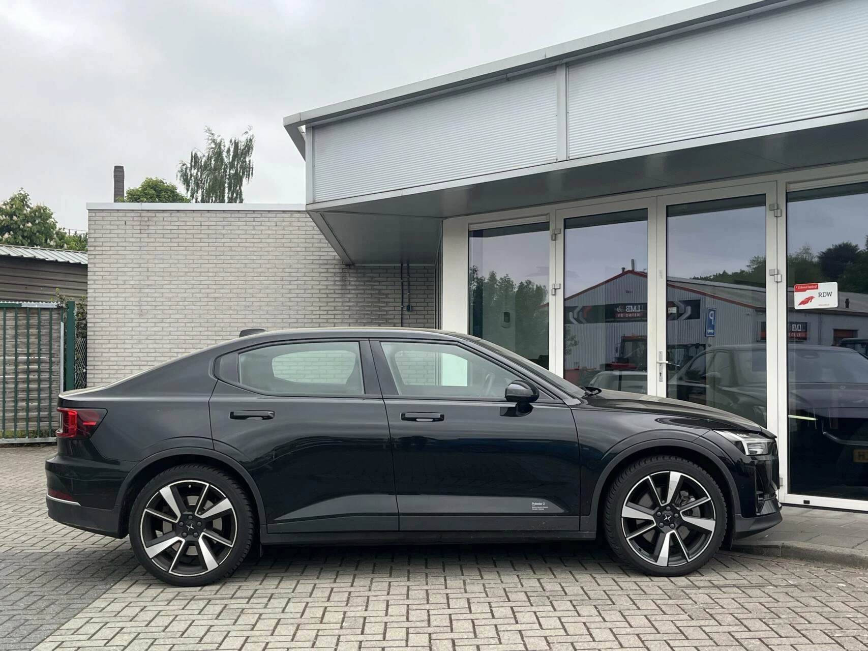 Hoofdafbeelding Polestar 2