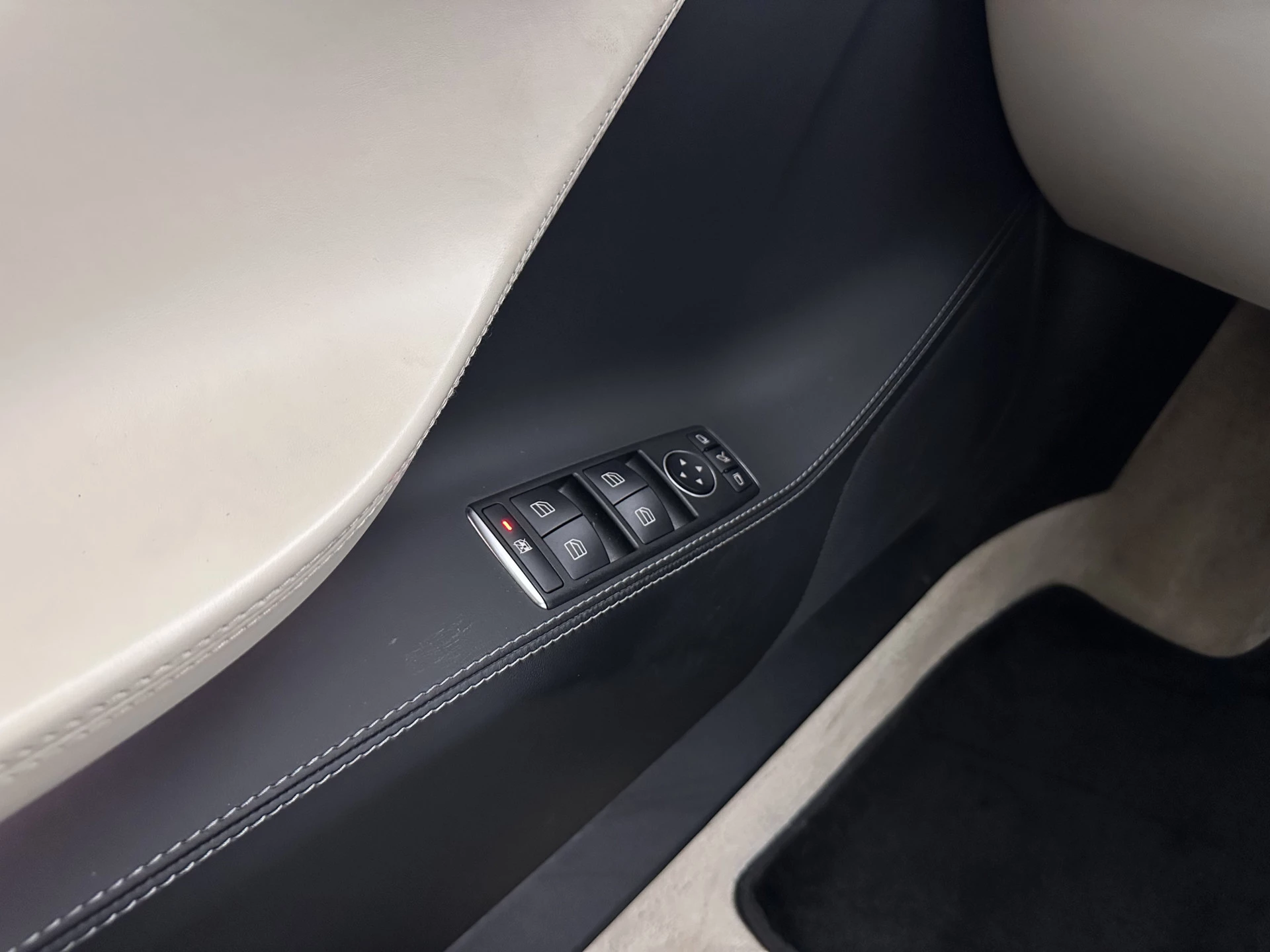 Hoofdafbeelding Tesla Model S