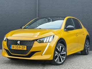 Hoofdafbeelding Peugeot 208 Peugeot 208 1.2 PureTech GT-Line | 1STE EIGENAAR | PANO | CARPLAY | CAMERA | NWE APK