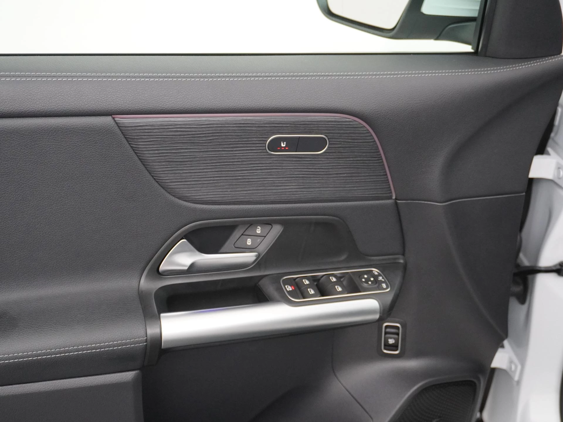 Hoofdafbeelding Mercedes-Benz EQA