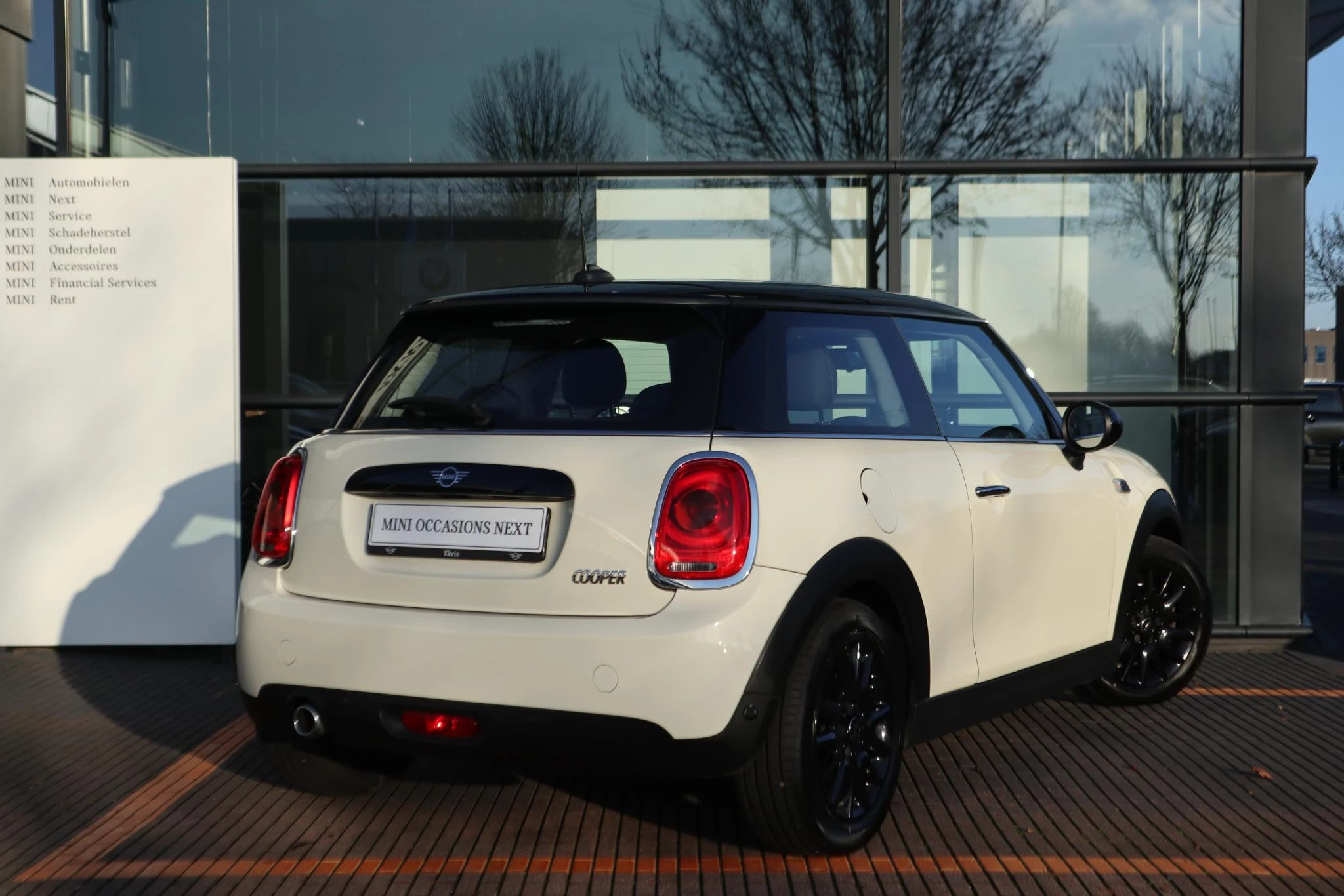 Hoofdafbeelding MINI 3-deurs