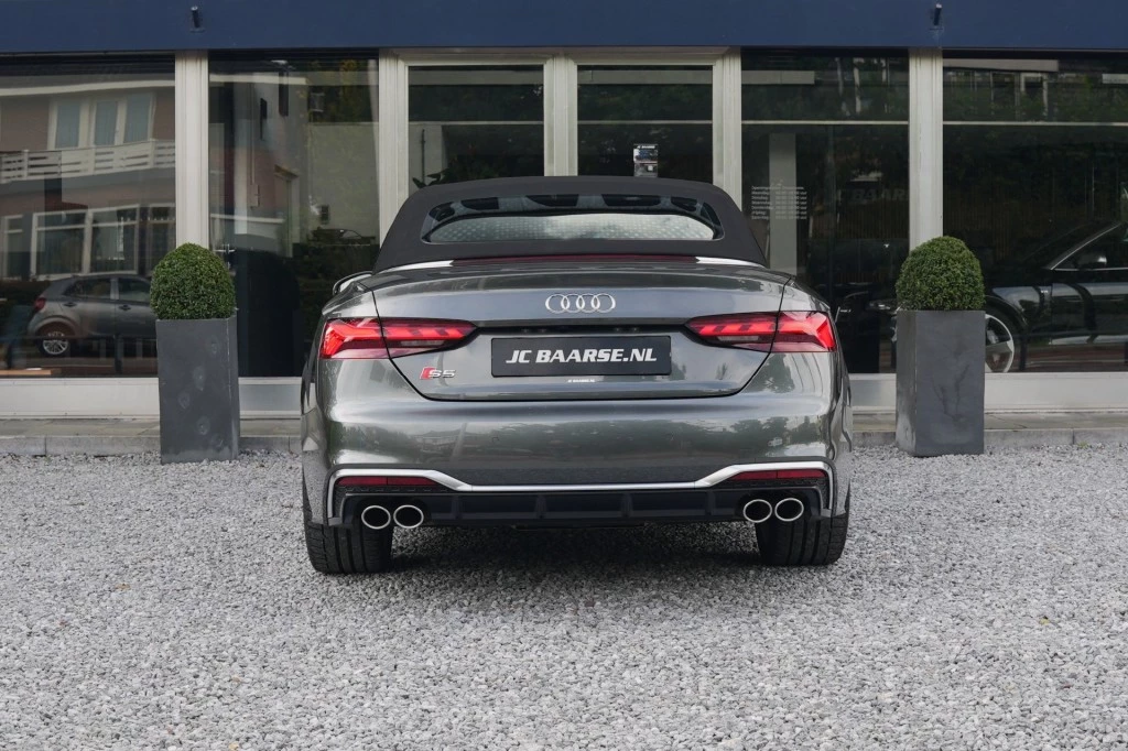 Hoofdafbeelding Audi S5