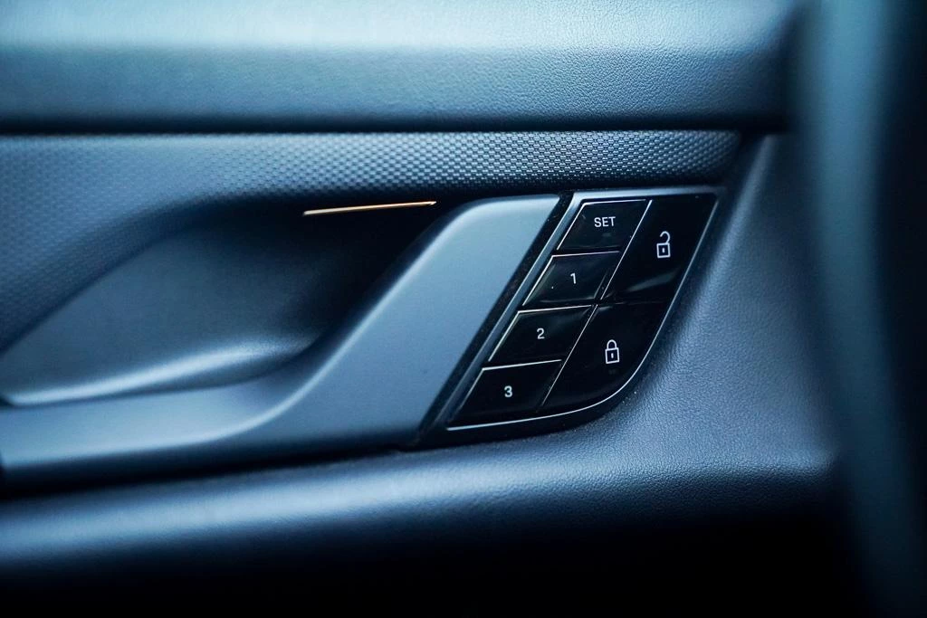 Hoofdafbeelding Porsche Taycan