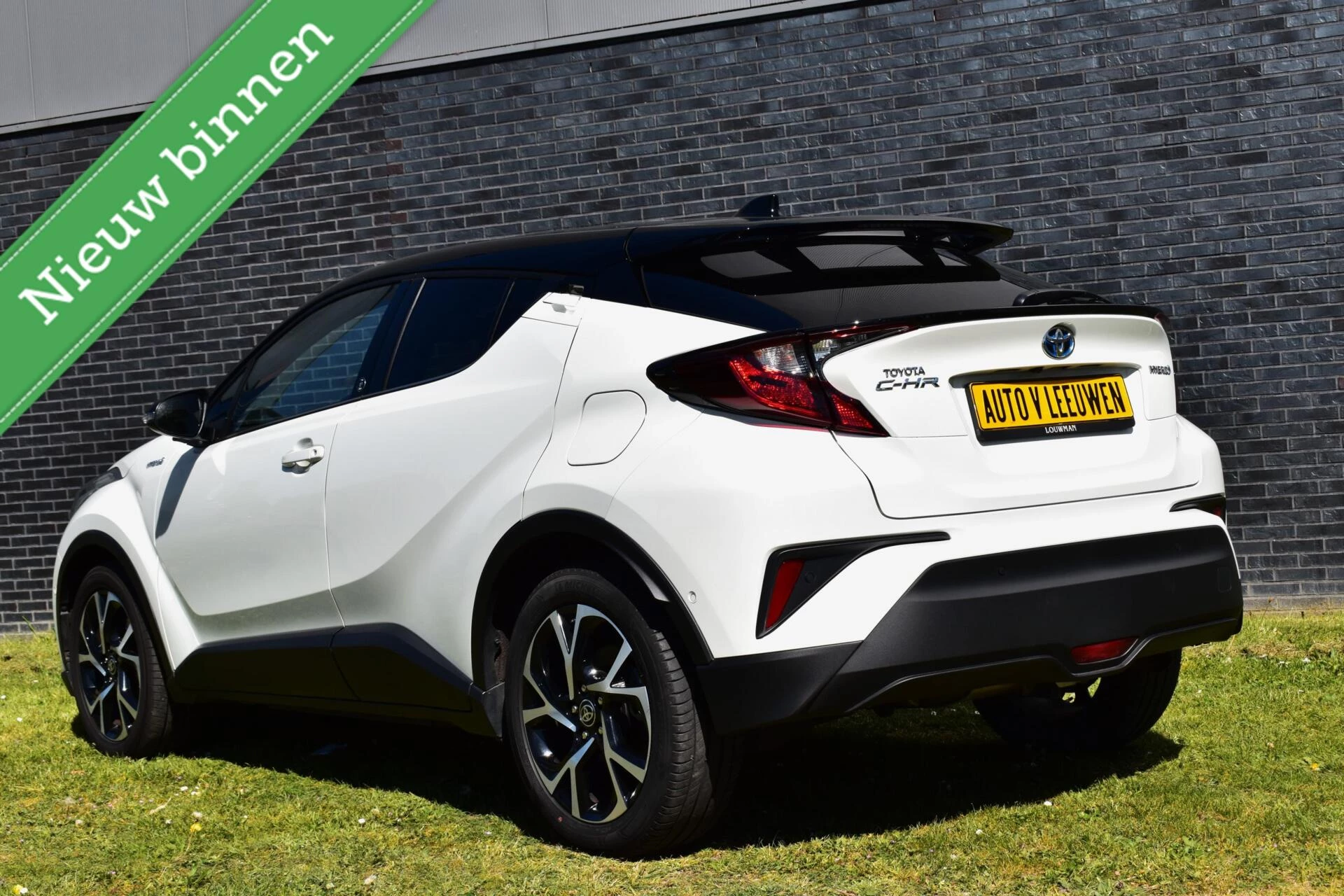 Hoofdafbeelding Toyota C-HR
