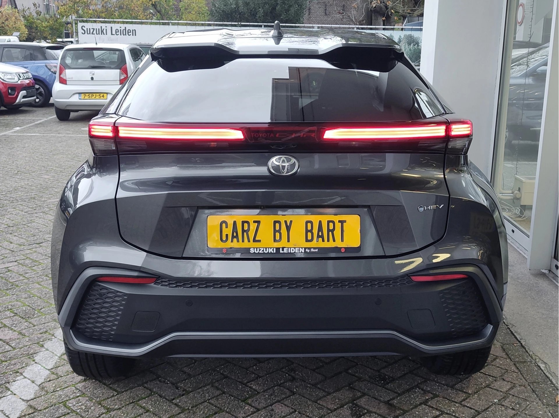 Hoofdafbeelding Toyota C-HR