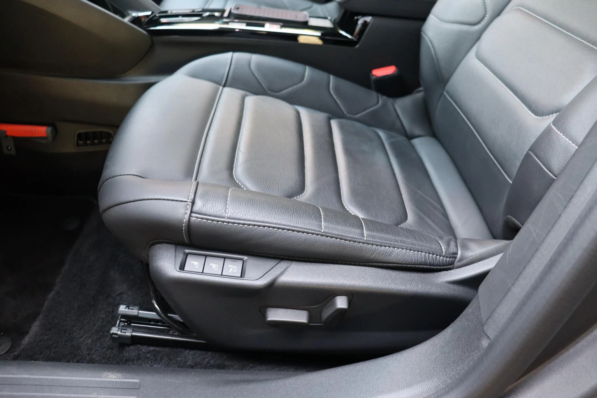 Hoofdafbeelding Citroën ë-C4