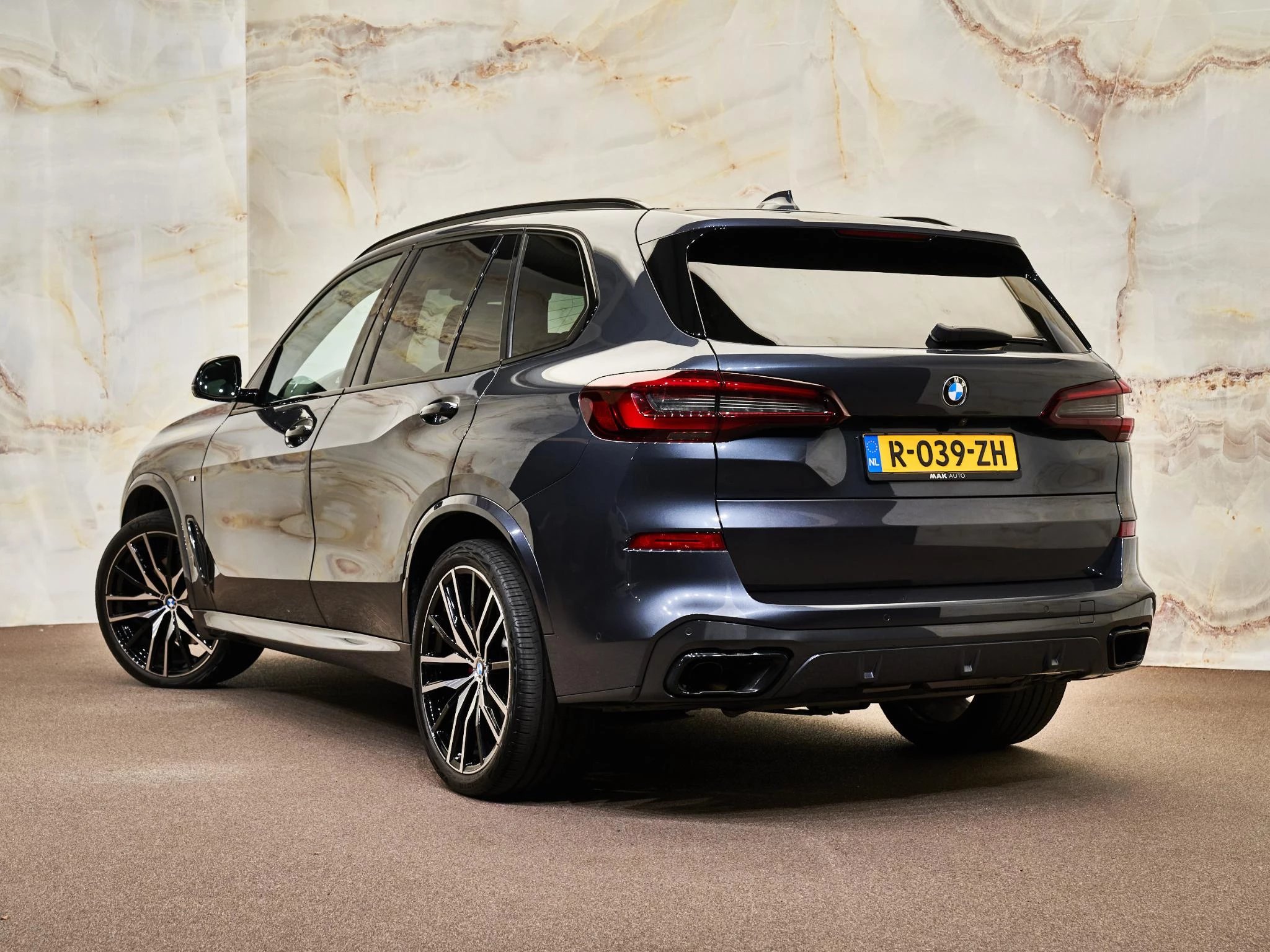 Hoofdafbeelding BMW X5