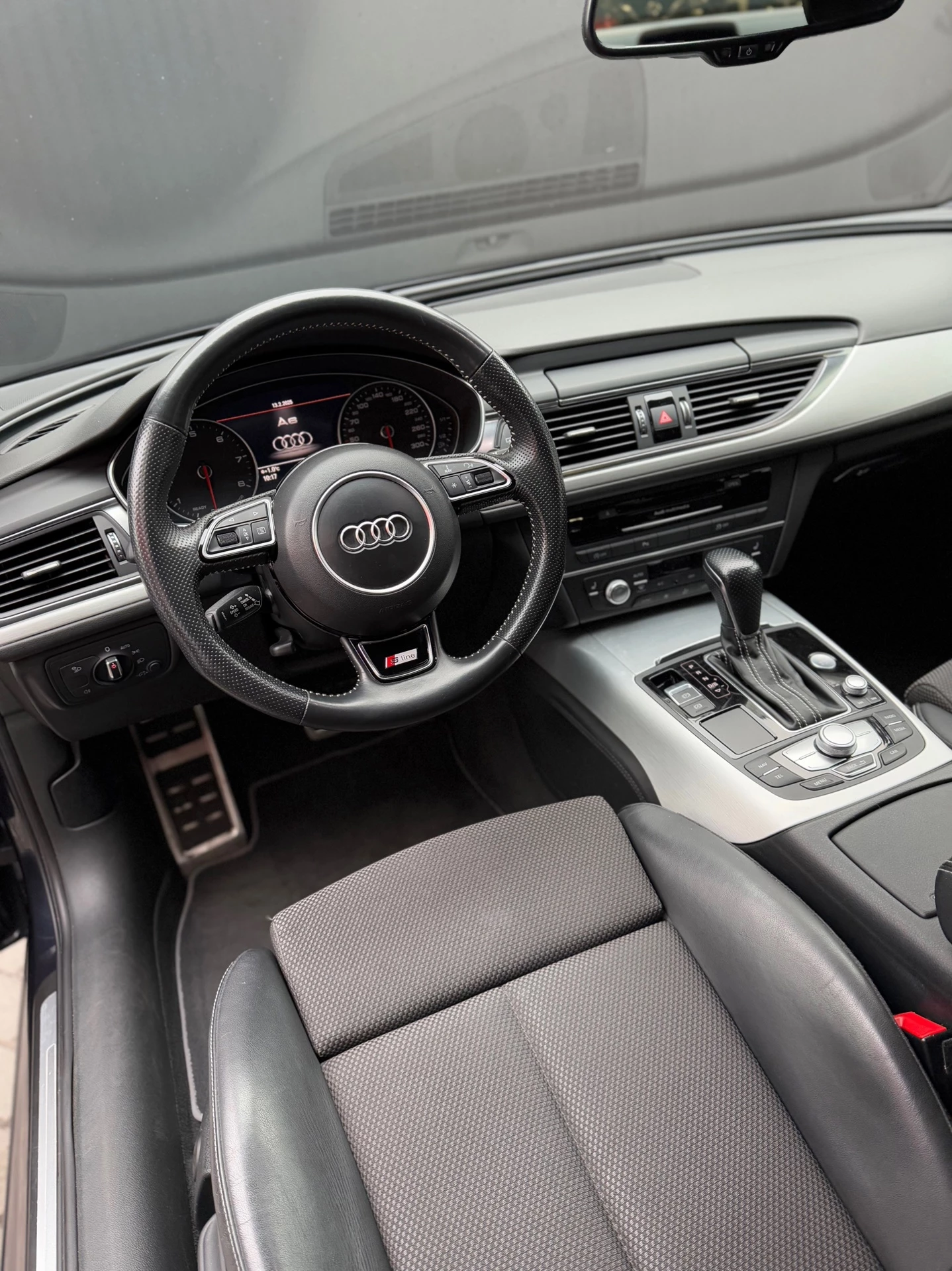 Hoofdafbeelding Audi A6