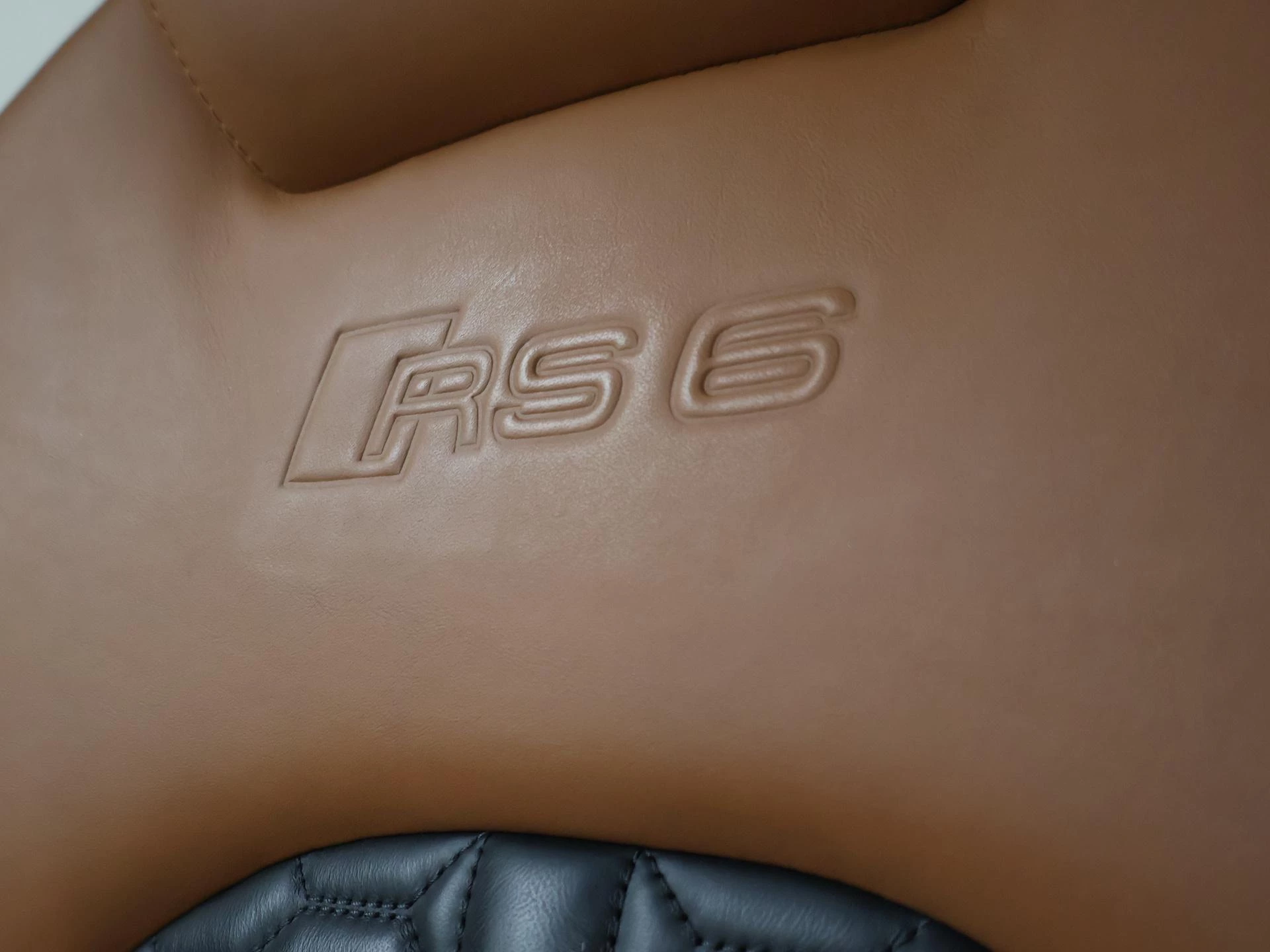 Hoofdafbeelding Audi RS6