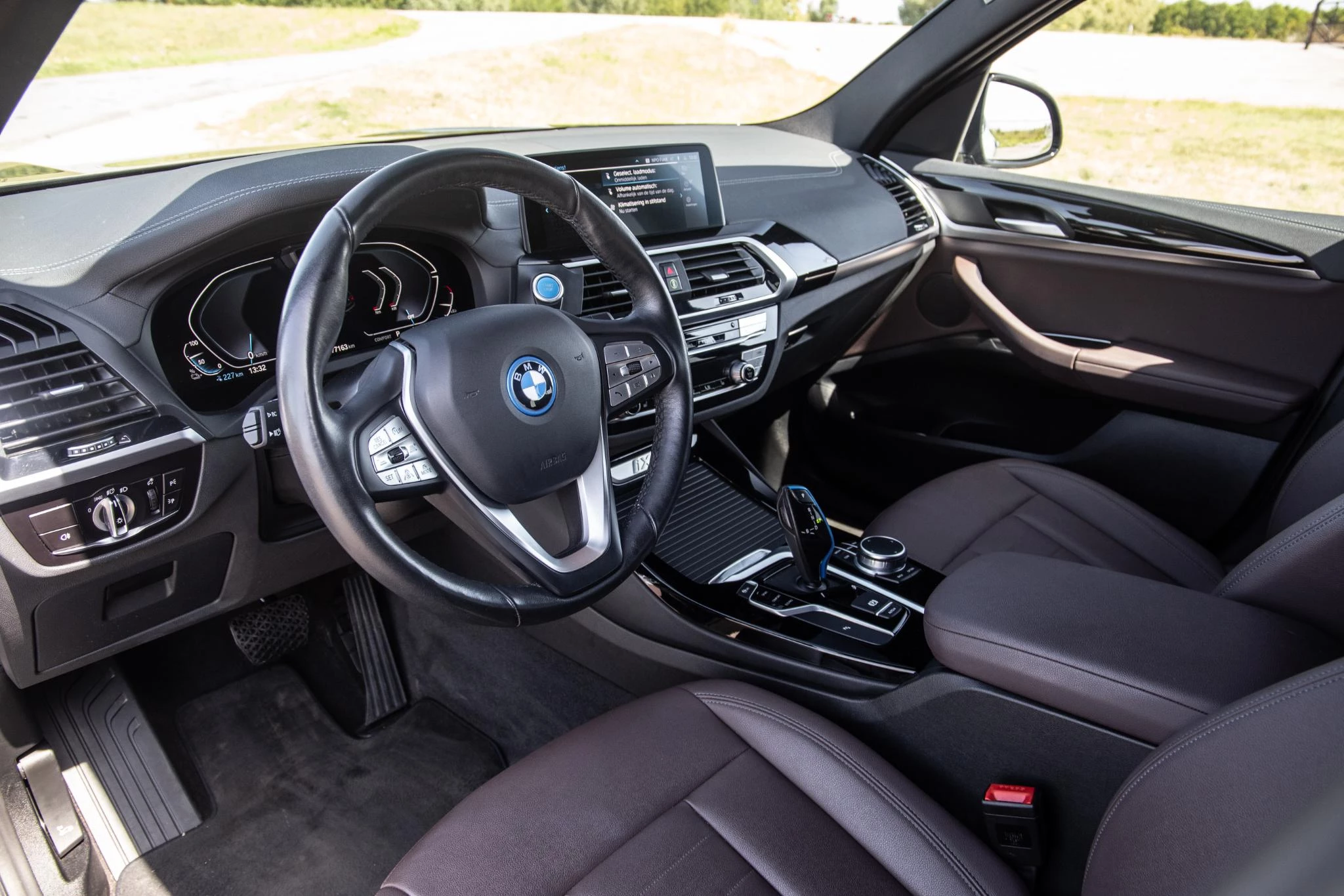 Hoofdafbeelding BMW iX3