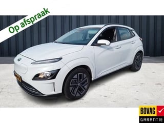 Hyundai Kona EV Comfort 64 kWh (204 PK) (Subsidie Mogelijk) 1e-Eig, Keurig-Onderh, 12-Mnd-BOVAG, NL-Auto, Navigatie/Apple-Carplay/Android-Auto, Adaptive-Cruisecontrol, Keyless-Entry/Start, Parkeersensoren, Achteruitrijcamera, DAB, Lm-Velgen-17Inch, Privacy-Glas