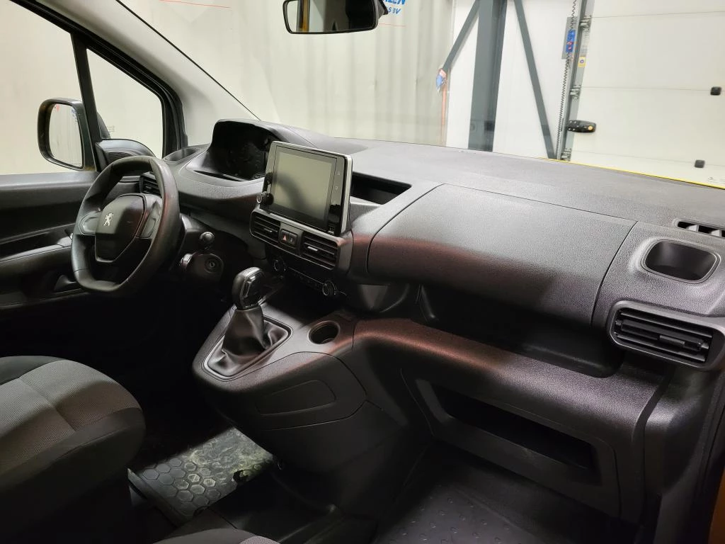Hoofdafbeelding Peugeot Partner