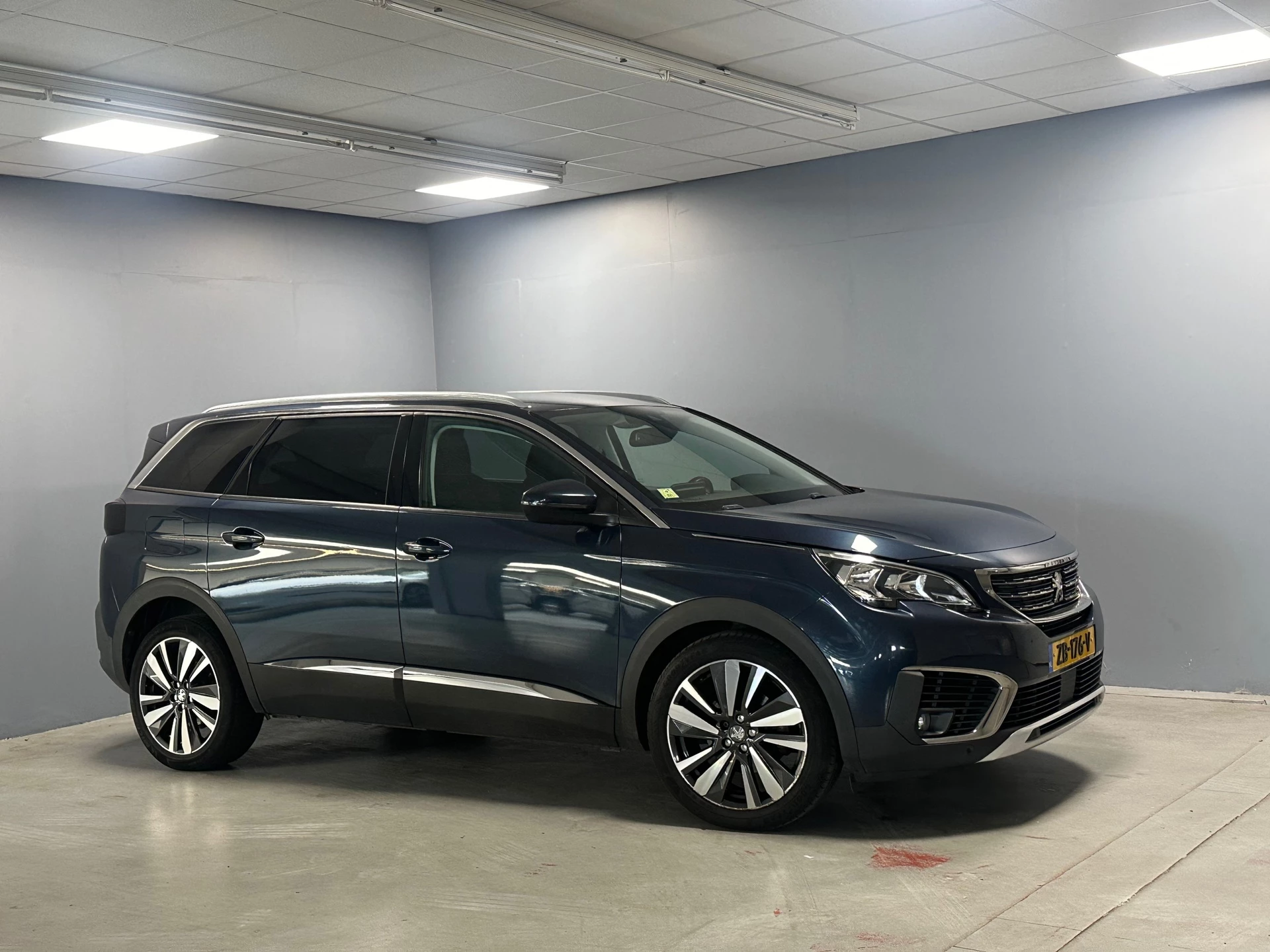 Hoofdafbeelding Peugeot 5008