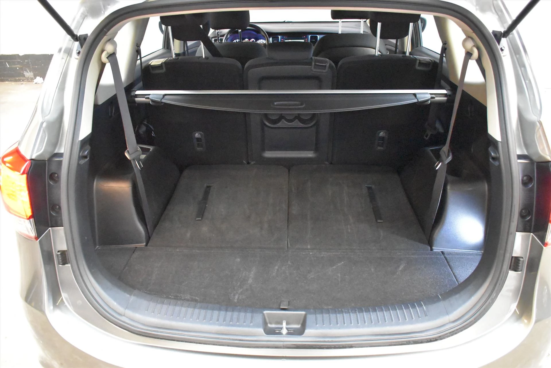 Hoofdafbeelding Kia Carens