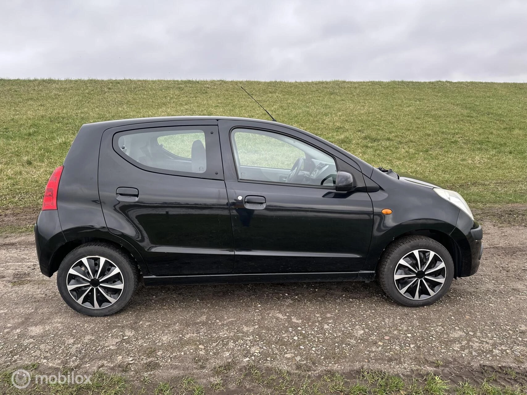 Hoofdafbeelding Nissan Pixo