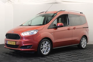 Hoofdafbeelding Ford Tourneo Courier Ford Tourneo Courier 1.0 Titanium