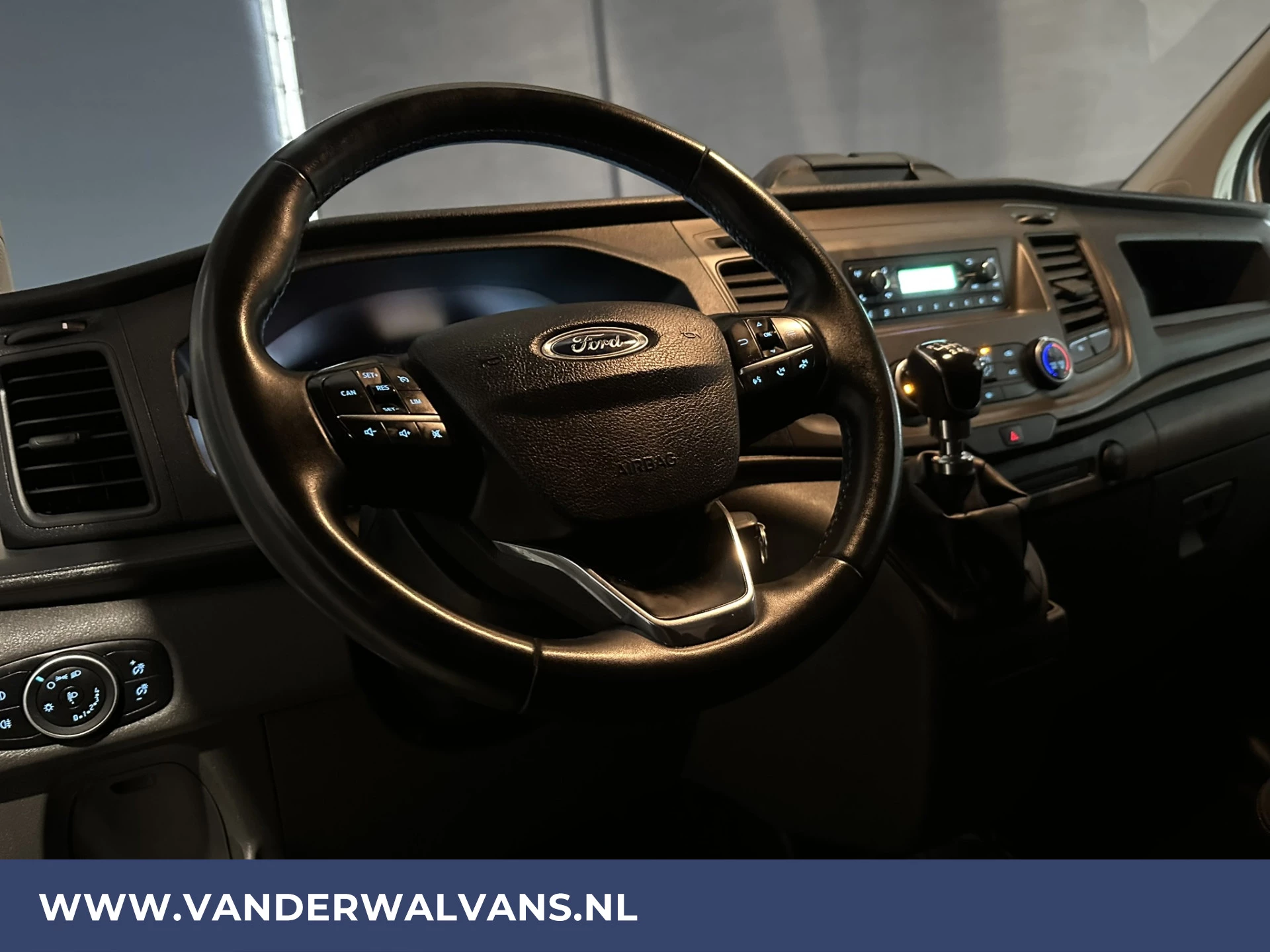 Hoofdafbeelding Ford Transit Custom