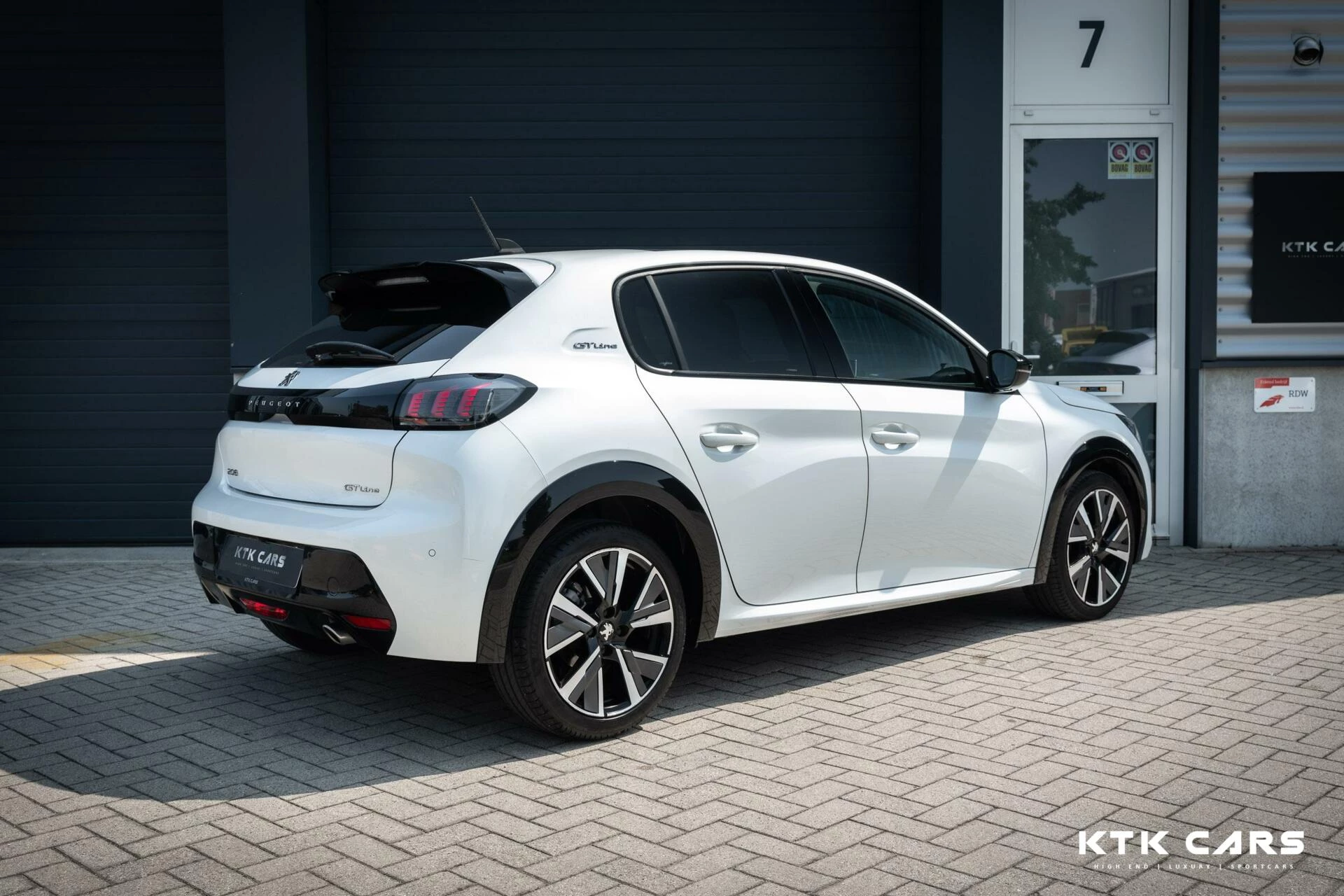 Hoofdafbeelding Peugeot 208