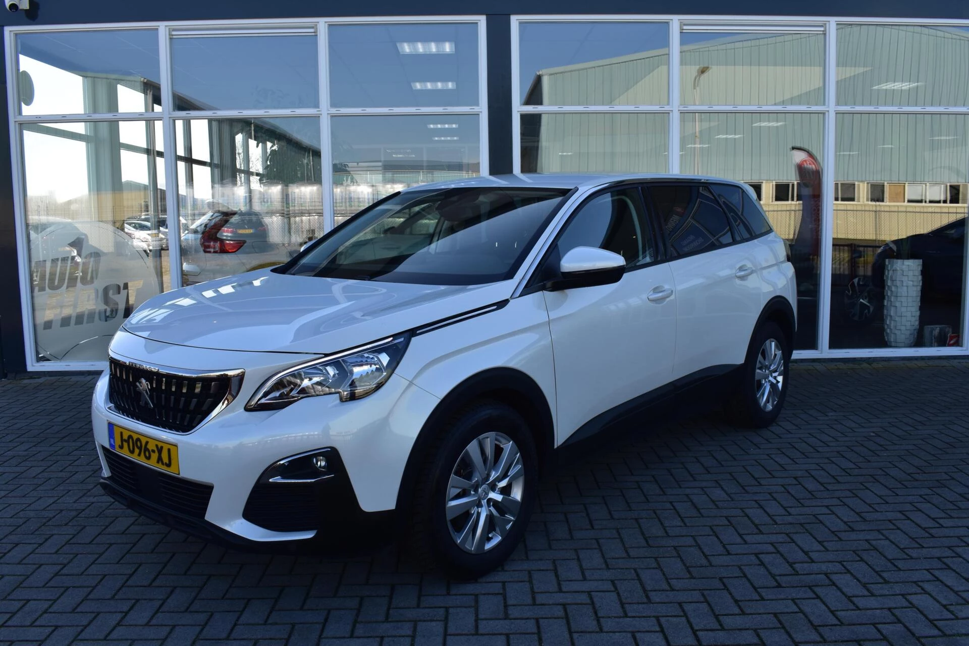 Hoofdafbeelding Peugeot 5008