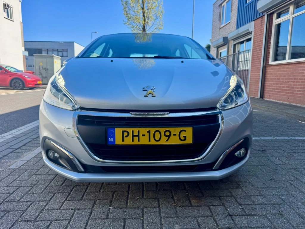 Hoofdafbeelding Peugeot 208