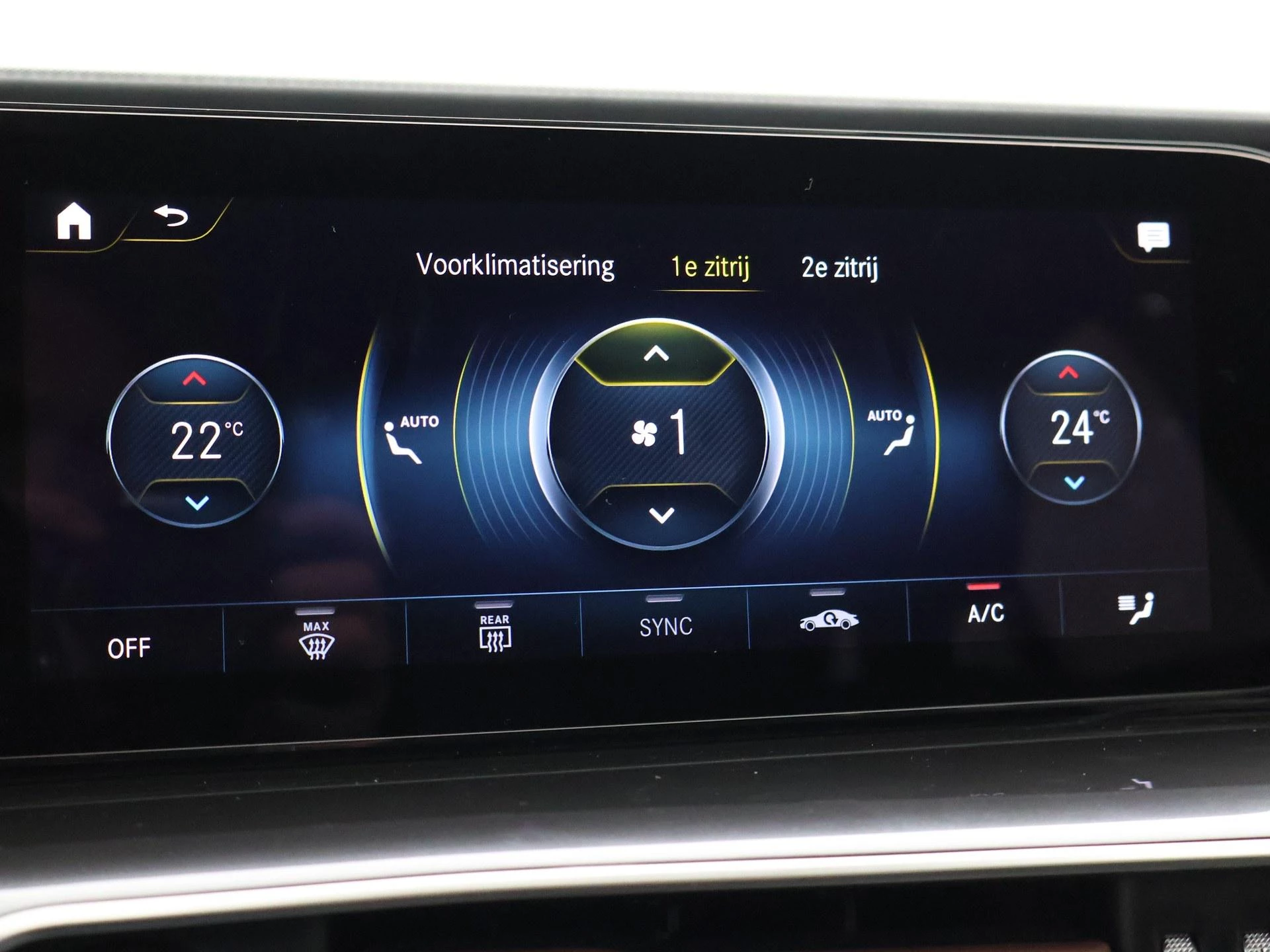 Hoofdafbeelding Mercedes-Benz EQC