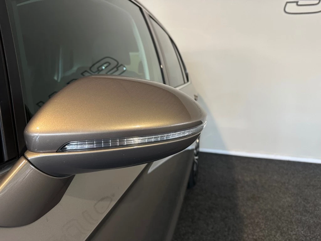 Hoofdafbeelding Volkswagen Golf Sportsvan