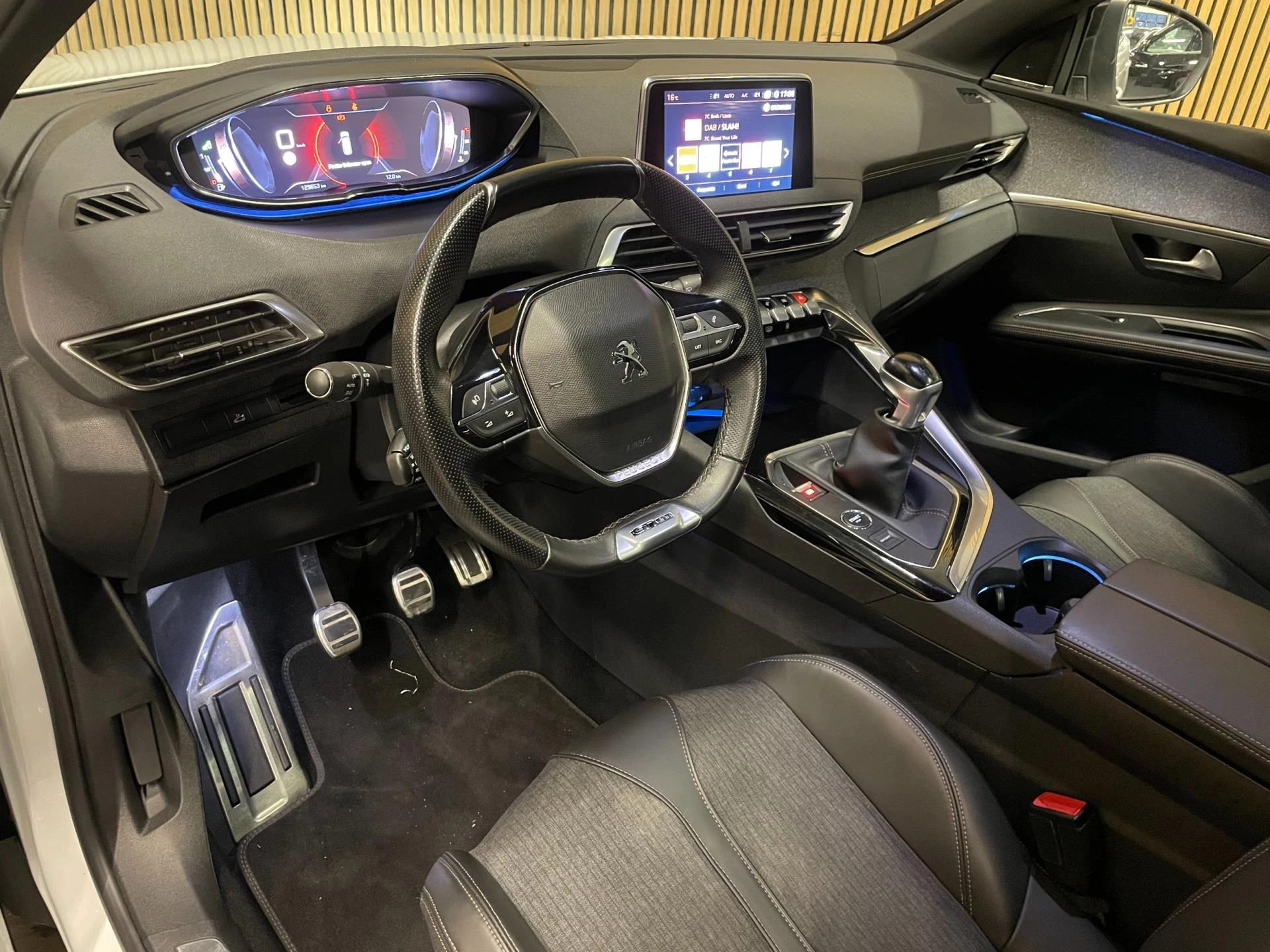 Hoofdafbeelding Peugeot 5008