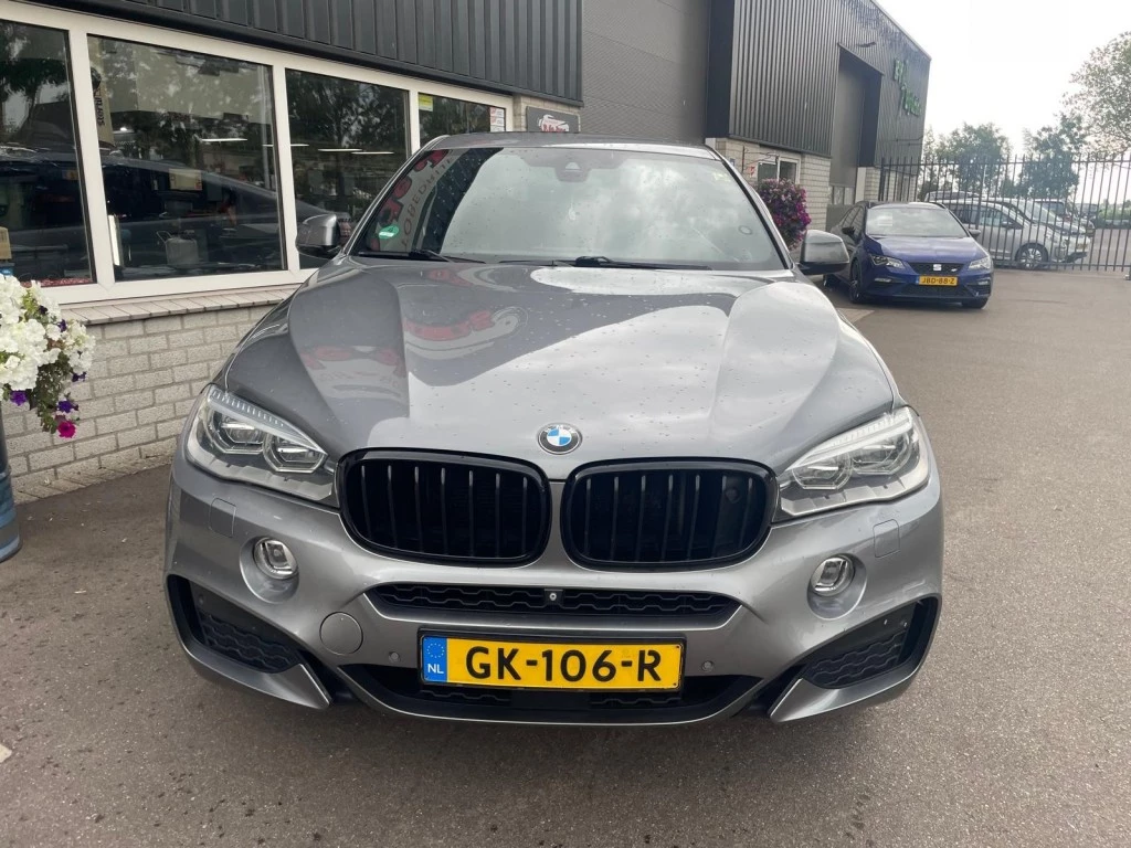 Hoofdafbeelding BMW X6