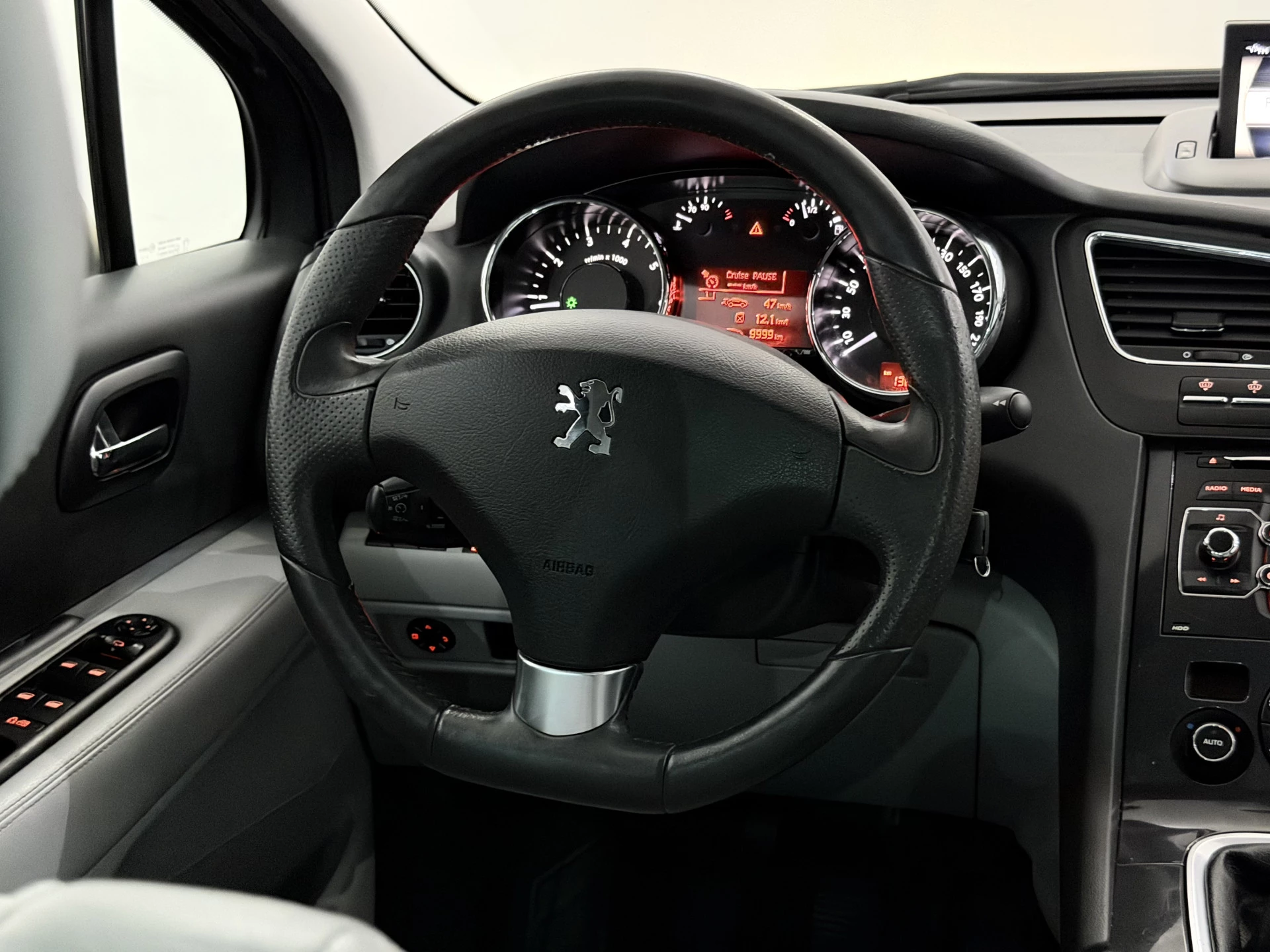 Hoofdafbeelding Peugeot 5008