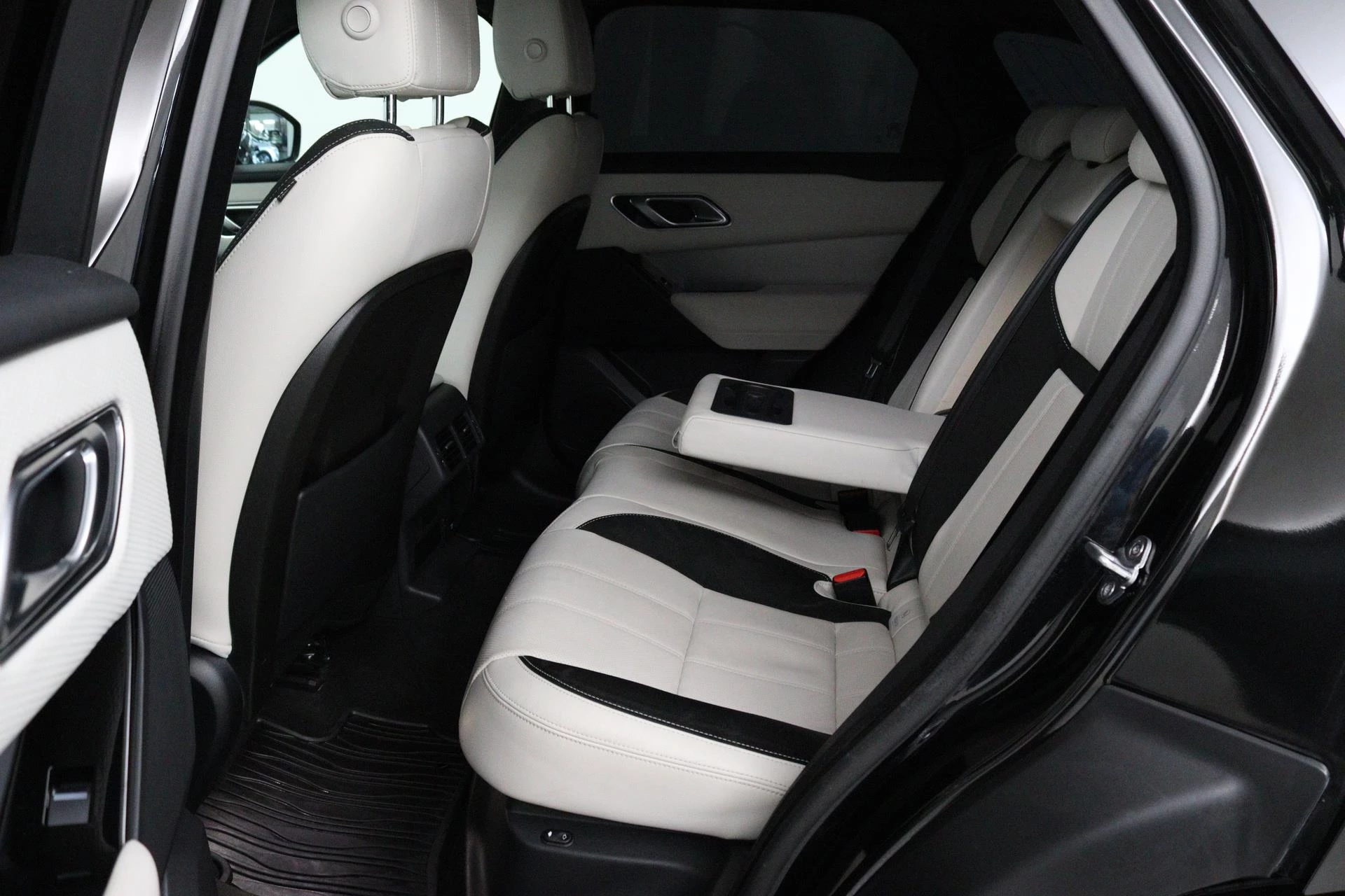 Hoofdafbeelding Land Rover Range Rover Velar