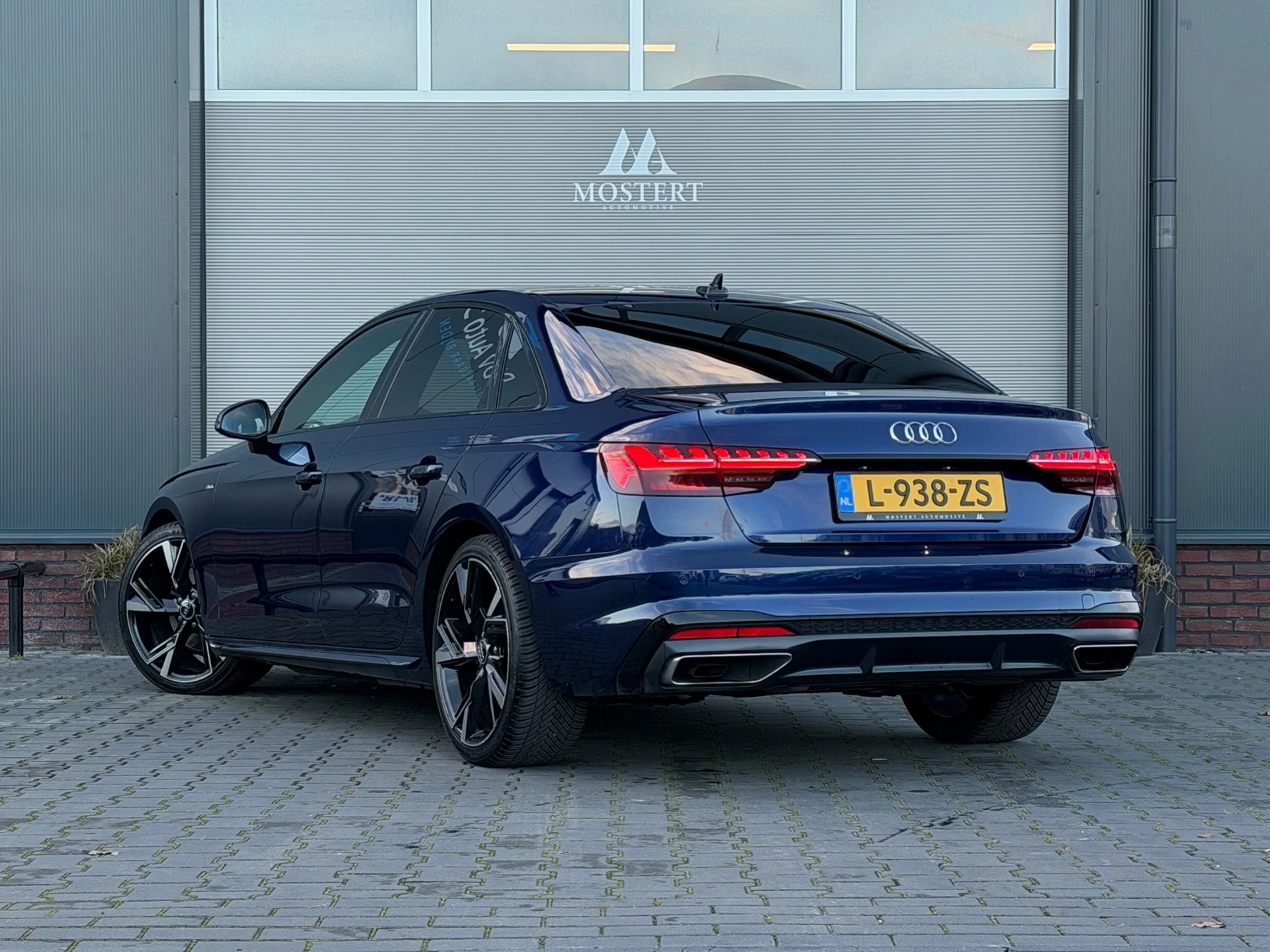 Hoofdafbeelding Audi A4