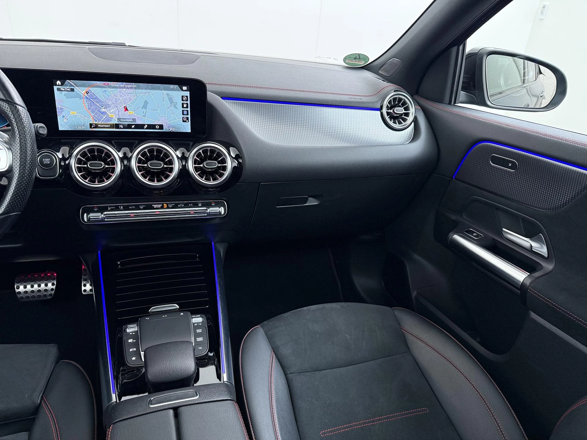 Hoofdafbeelding Mercedes-Benz EQA