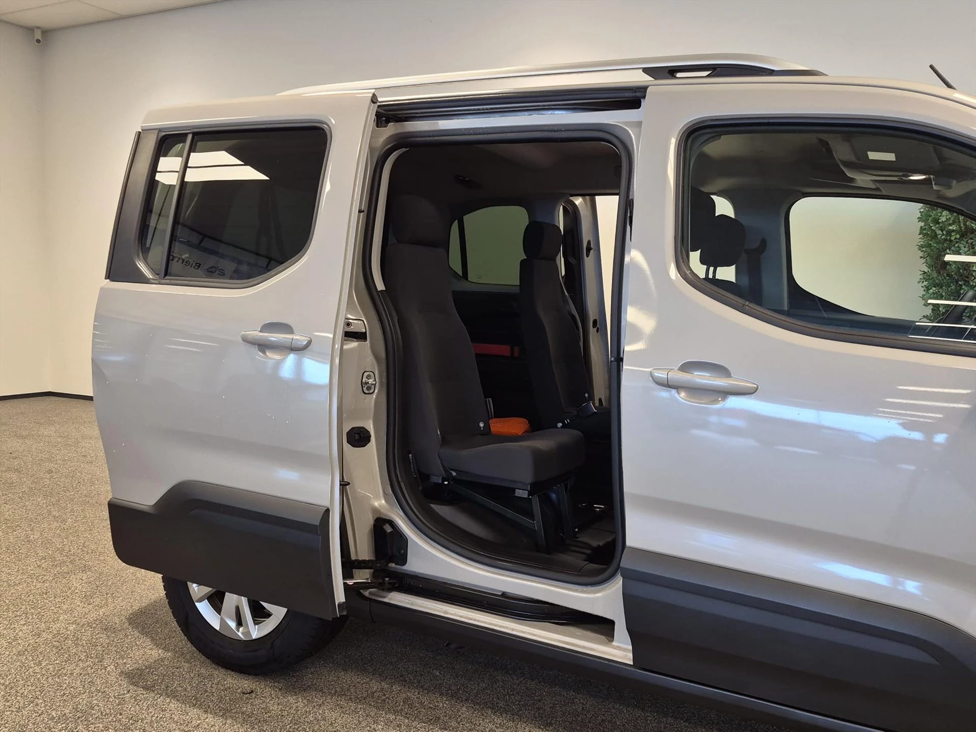 Hoofdafbeelding Peugeot Rifter