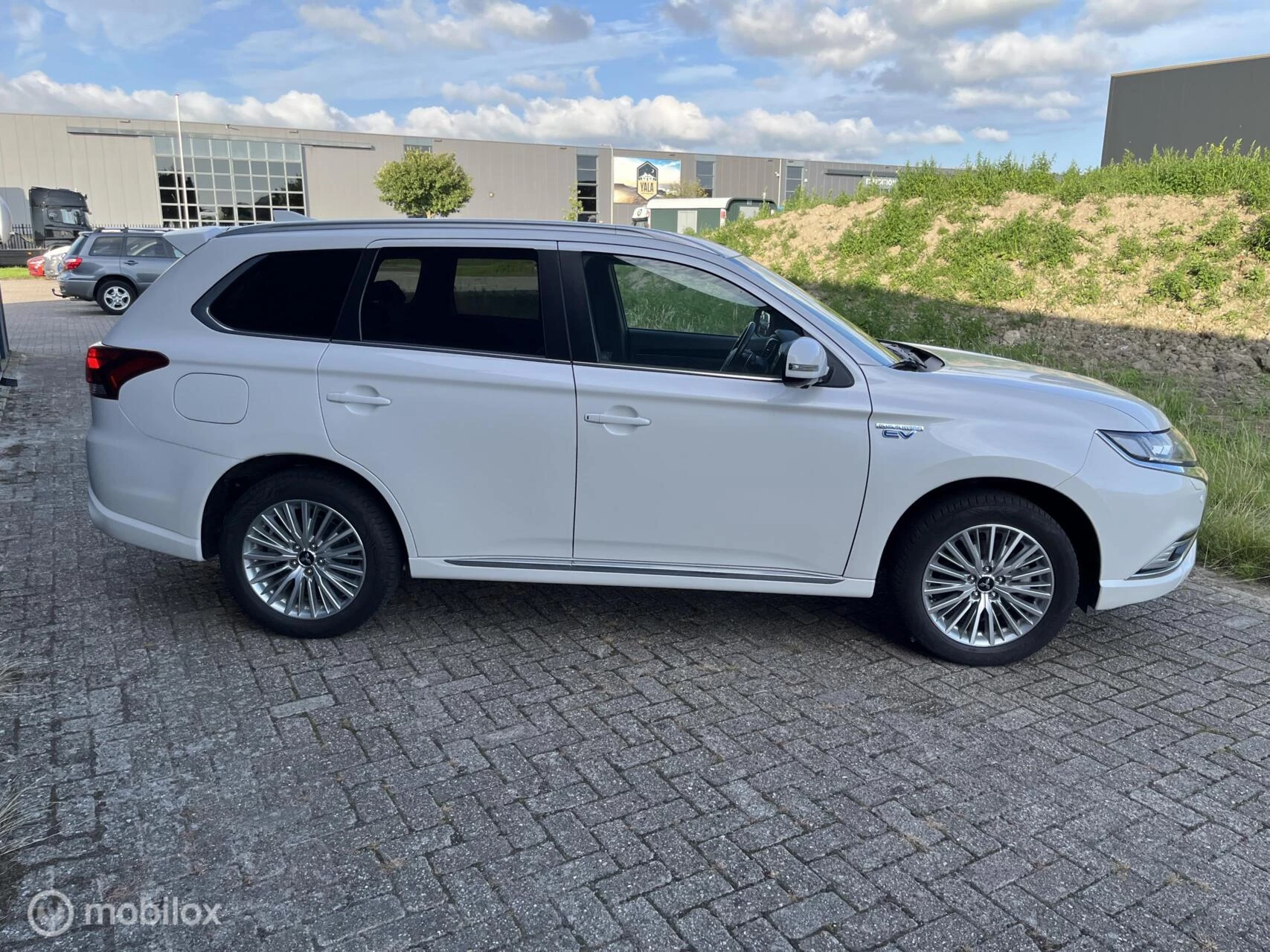Hoofdafbeelding Mitsubishi Outlander