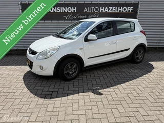Hyundai i20 1.4i DynamicVersion | Airco | LM Velgen | PDC Achter |