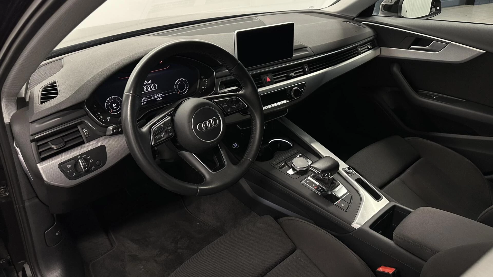 Hoofdafbeelding Audi A4