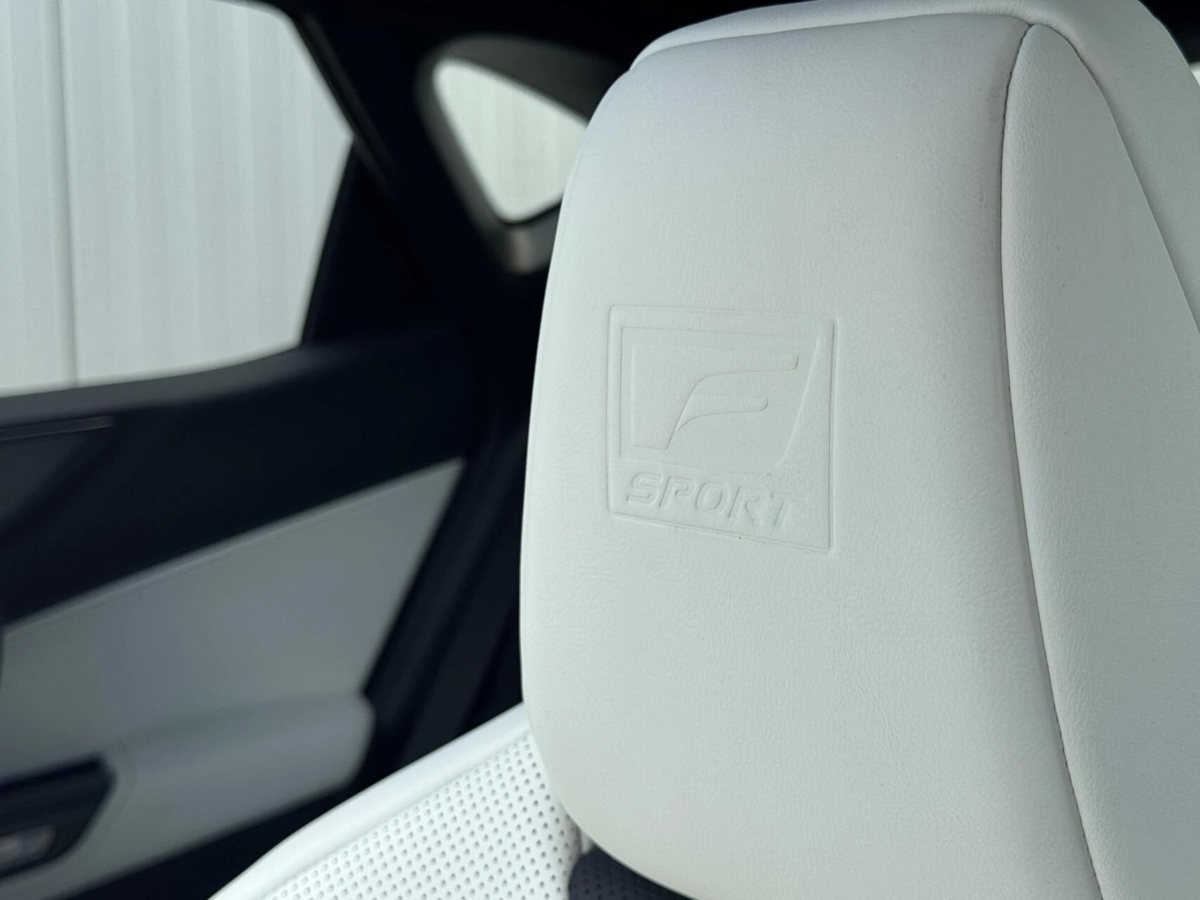 Hoofdafbeelding Lexus NX