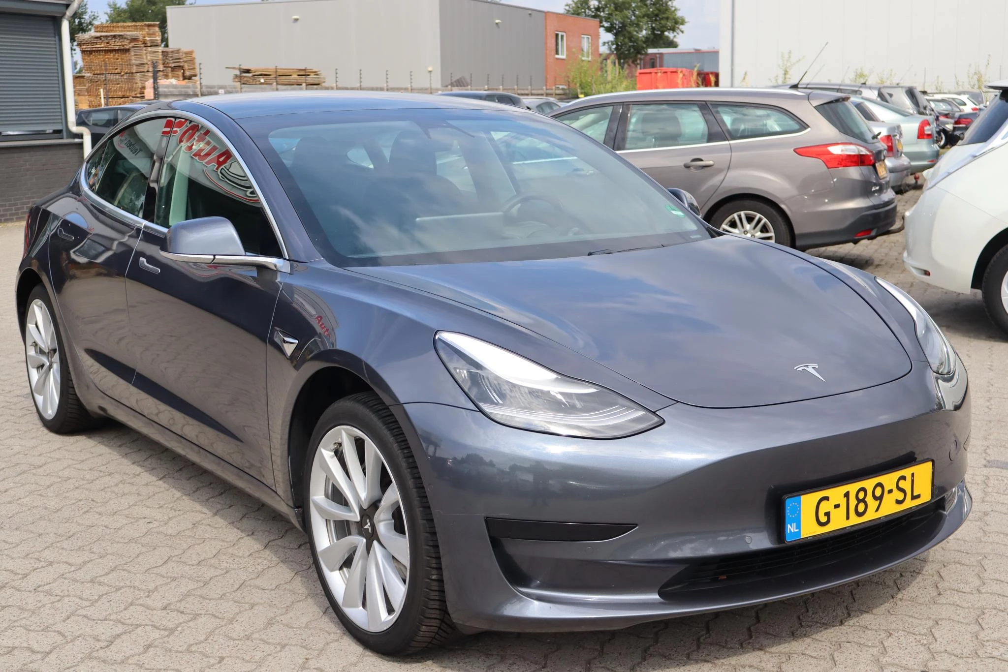 Hoofdafbeelding Tesla Model 3