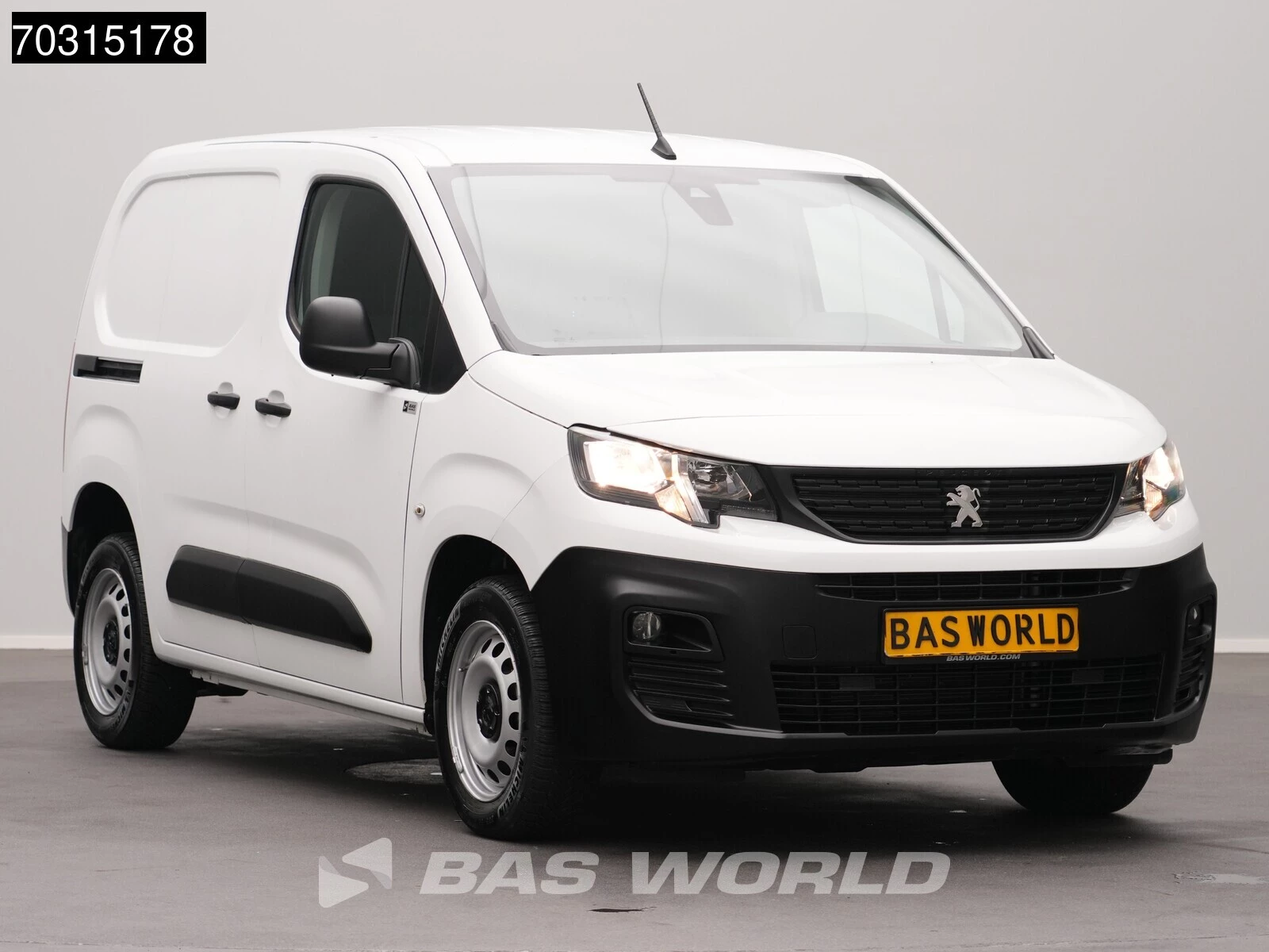 Hoofdafbeelding Peugeot Partner