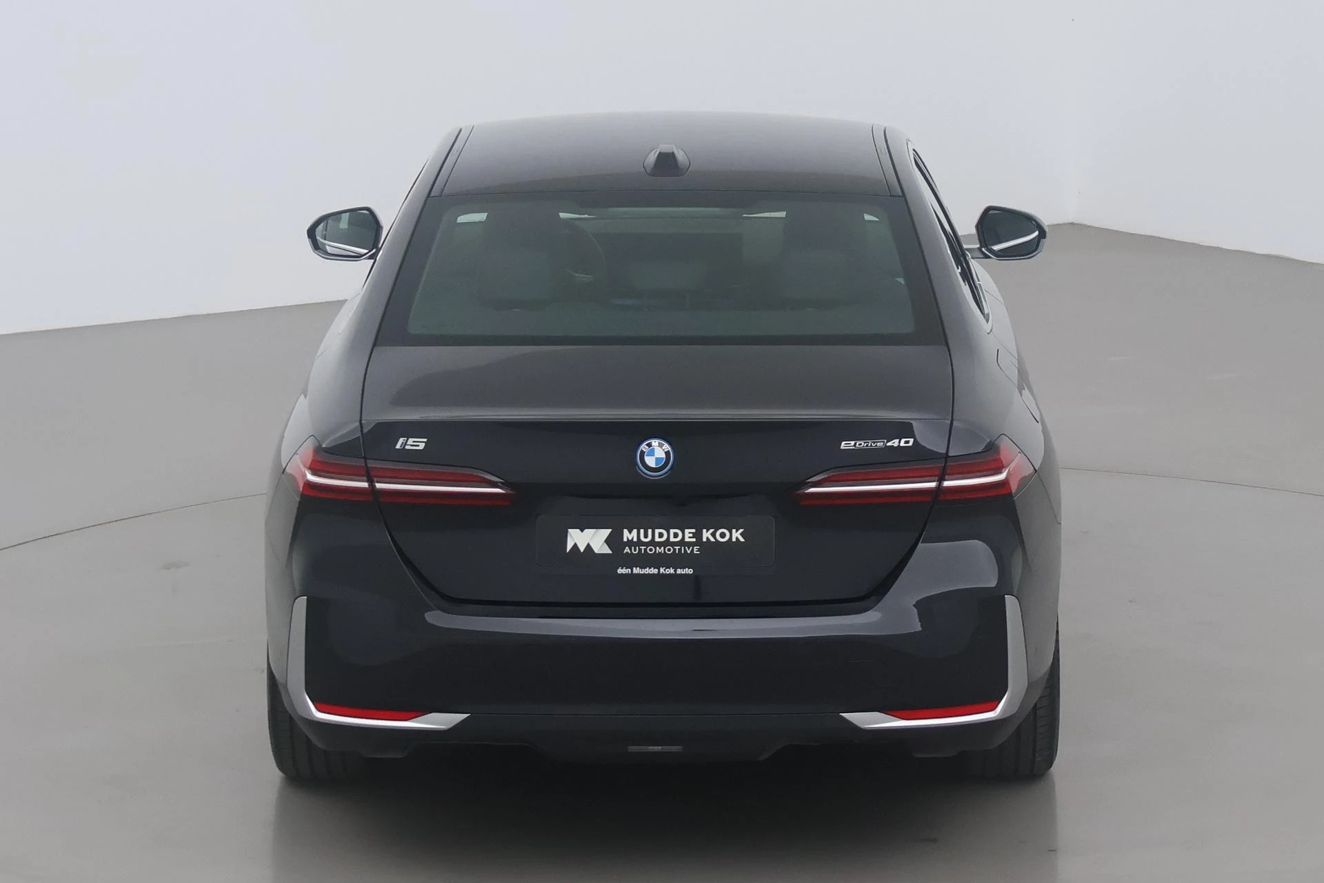 Hoofdafbeelding BMW i5