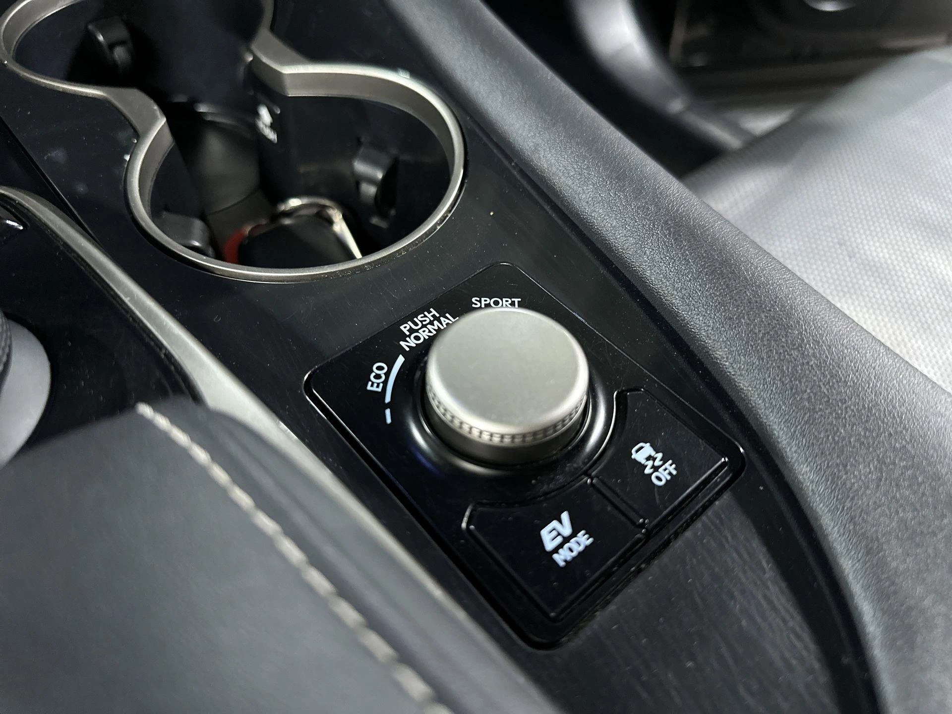 Hoofdafbeelding Lexus RX