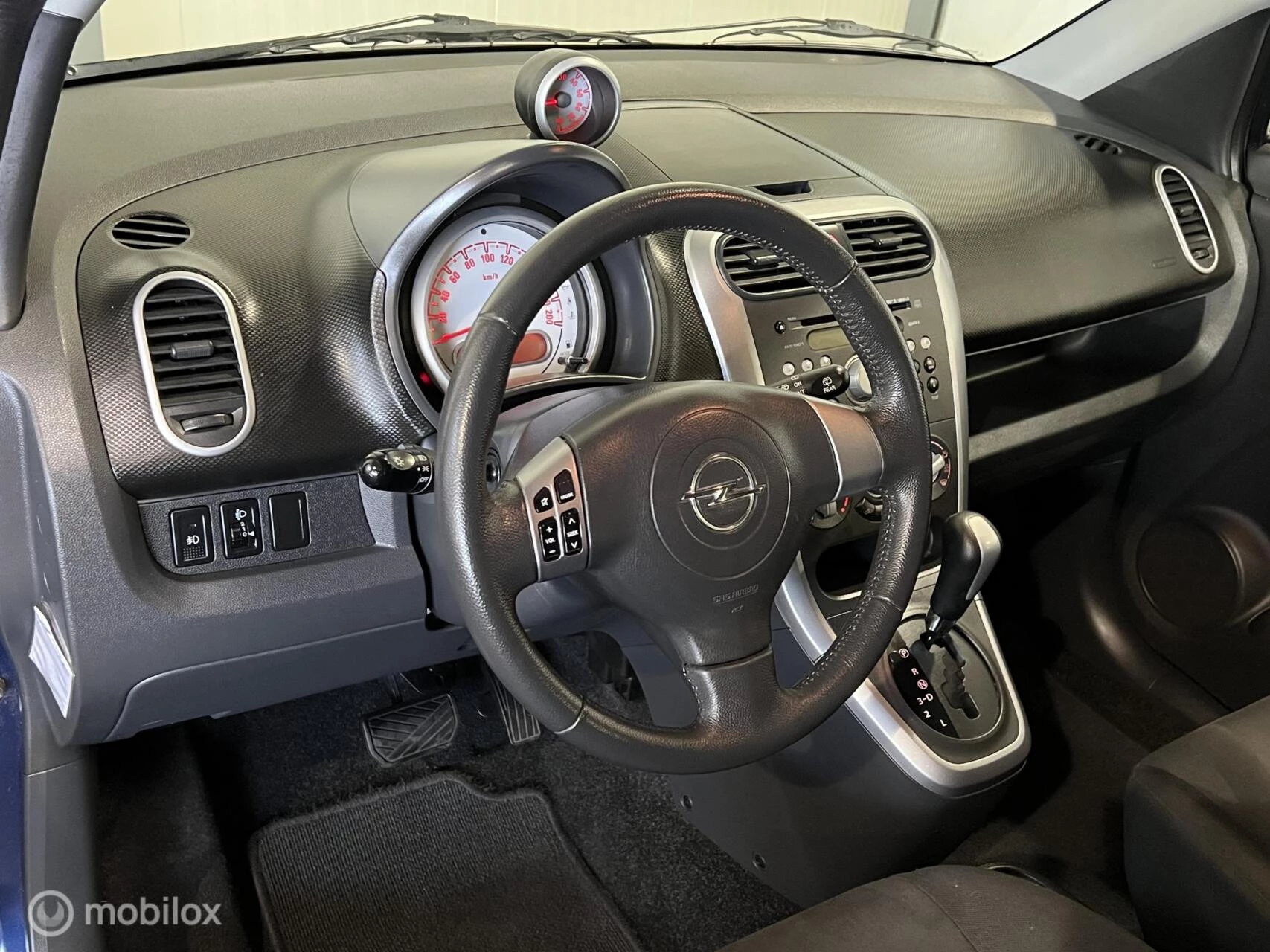 Hoofdafbeelding Opel Agila