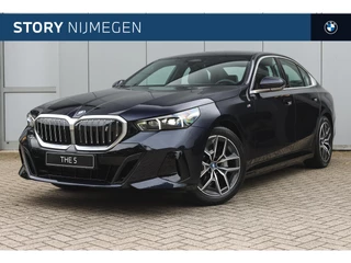 BMW i5 eDrive40 M Sport / Panoramadak / Trekhaak / Parking Assistant Professional / Adaptieve LED / Stoelventilatie / Comfort Access