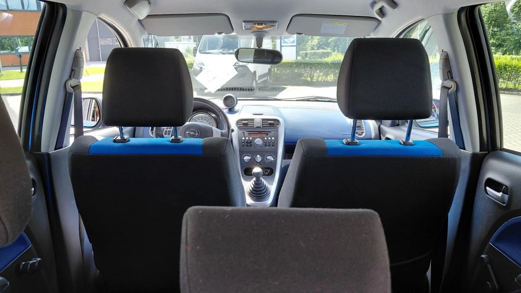Hoofdafbeelding Opel Agila