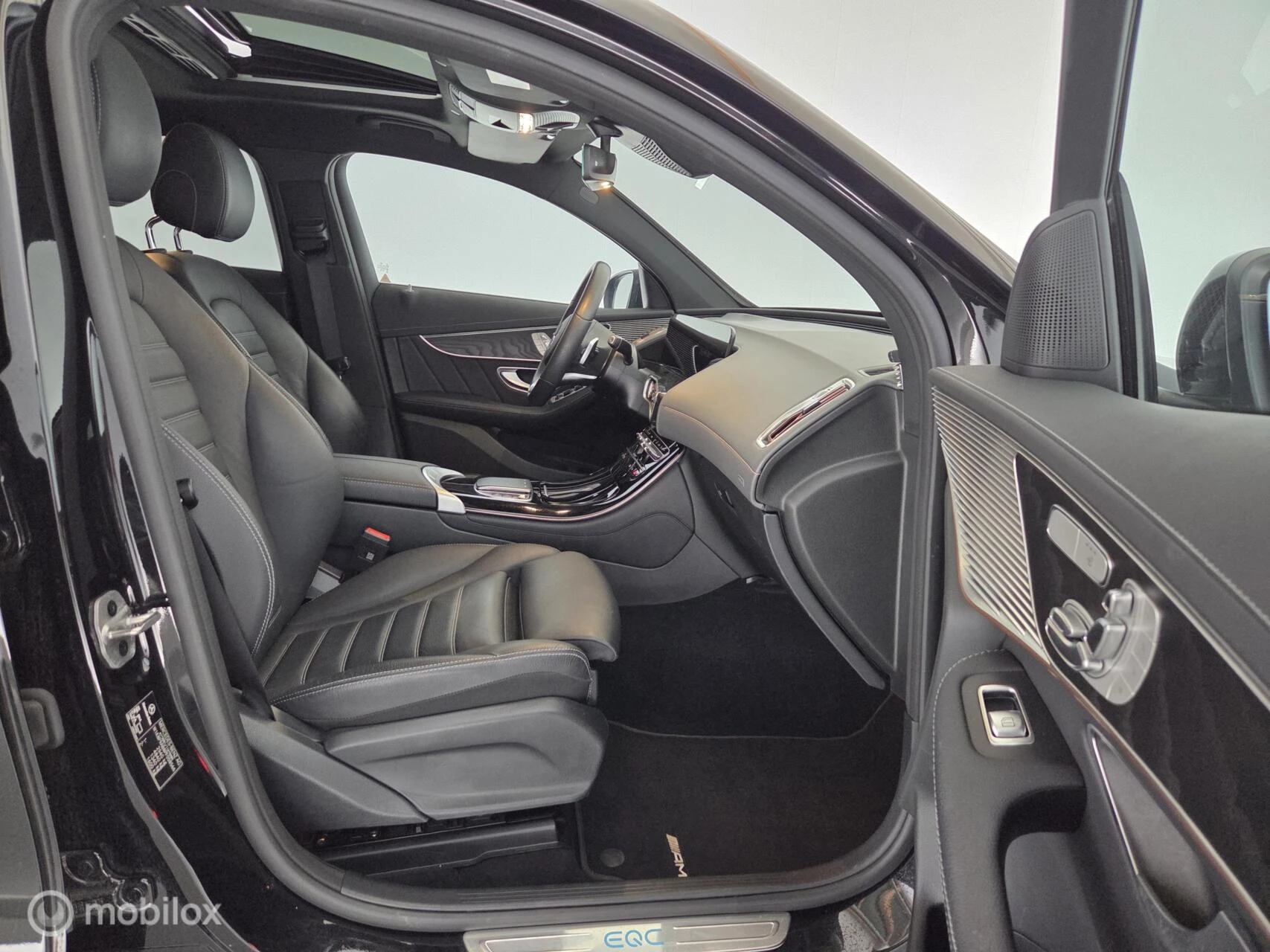 Hoofdafbeelding Mercedes-Benz EQC